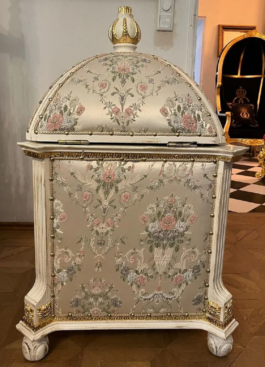 Pompöös by Baroque cat house silver / cream - designed by Harald Glööckler