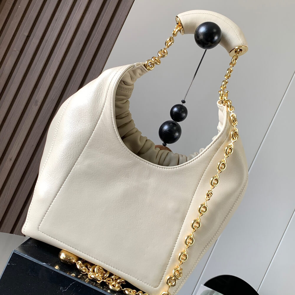 Loewe Small Squeeze bag in nappa lambskin - Top Club