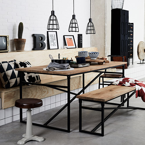 Eettafel Webster van 749,- nu