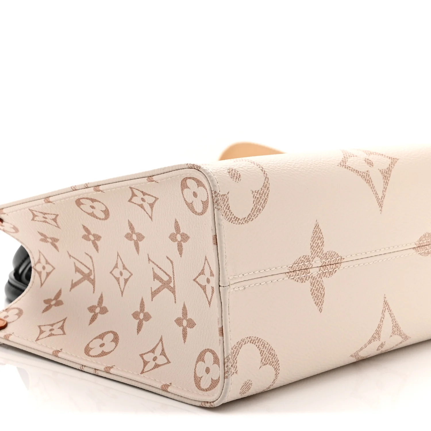 Monogram Dune Giant Onthego PM - Top Club