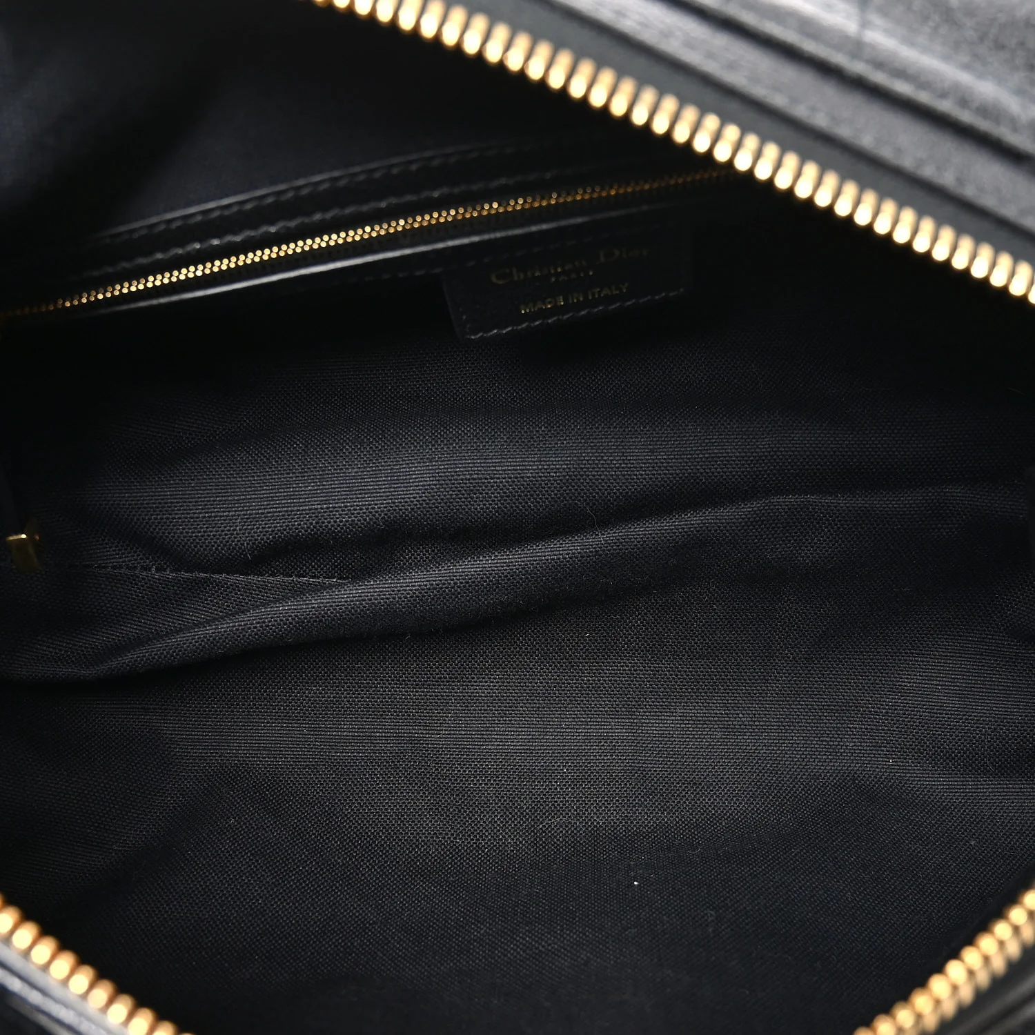 Shiny Grained Calfskin Macrocannage Medium D-Journey Bag Black - Top Club