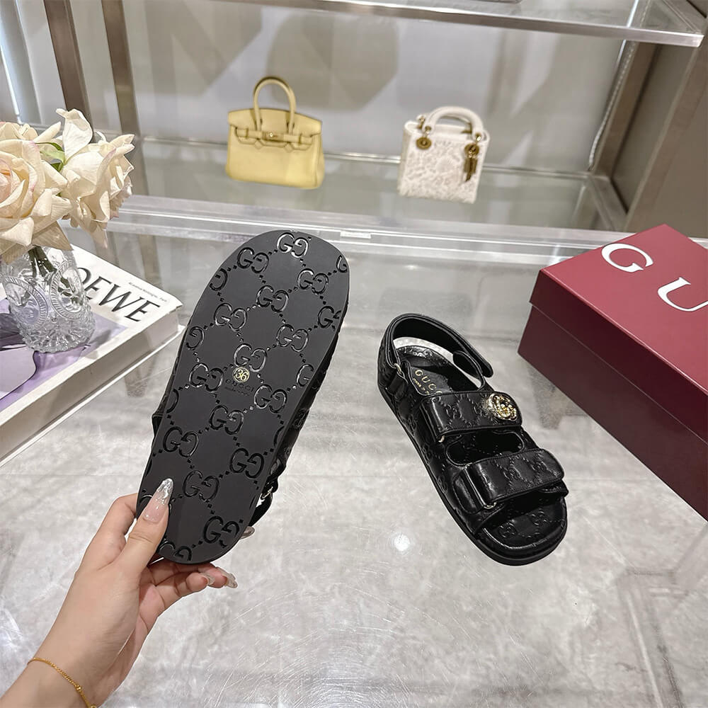 GUCCI Women s sandal with Double G - Top Club