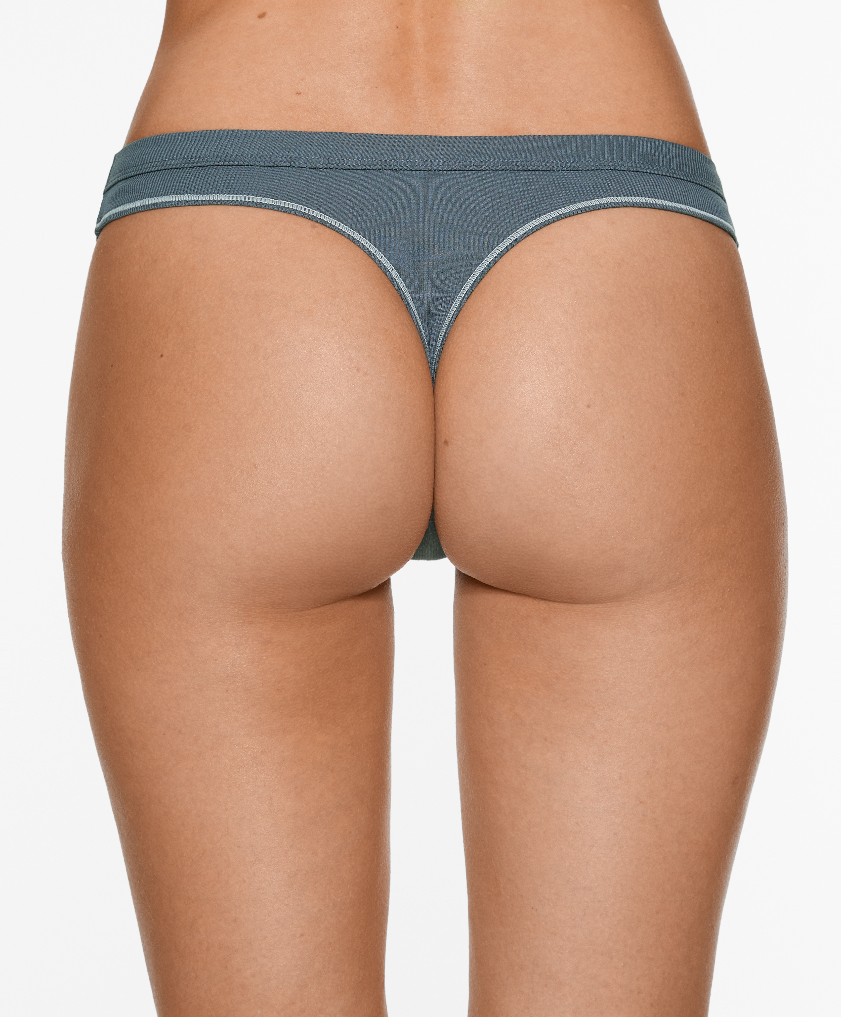 OYSHO 3 rib thongs