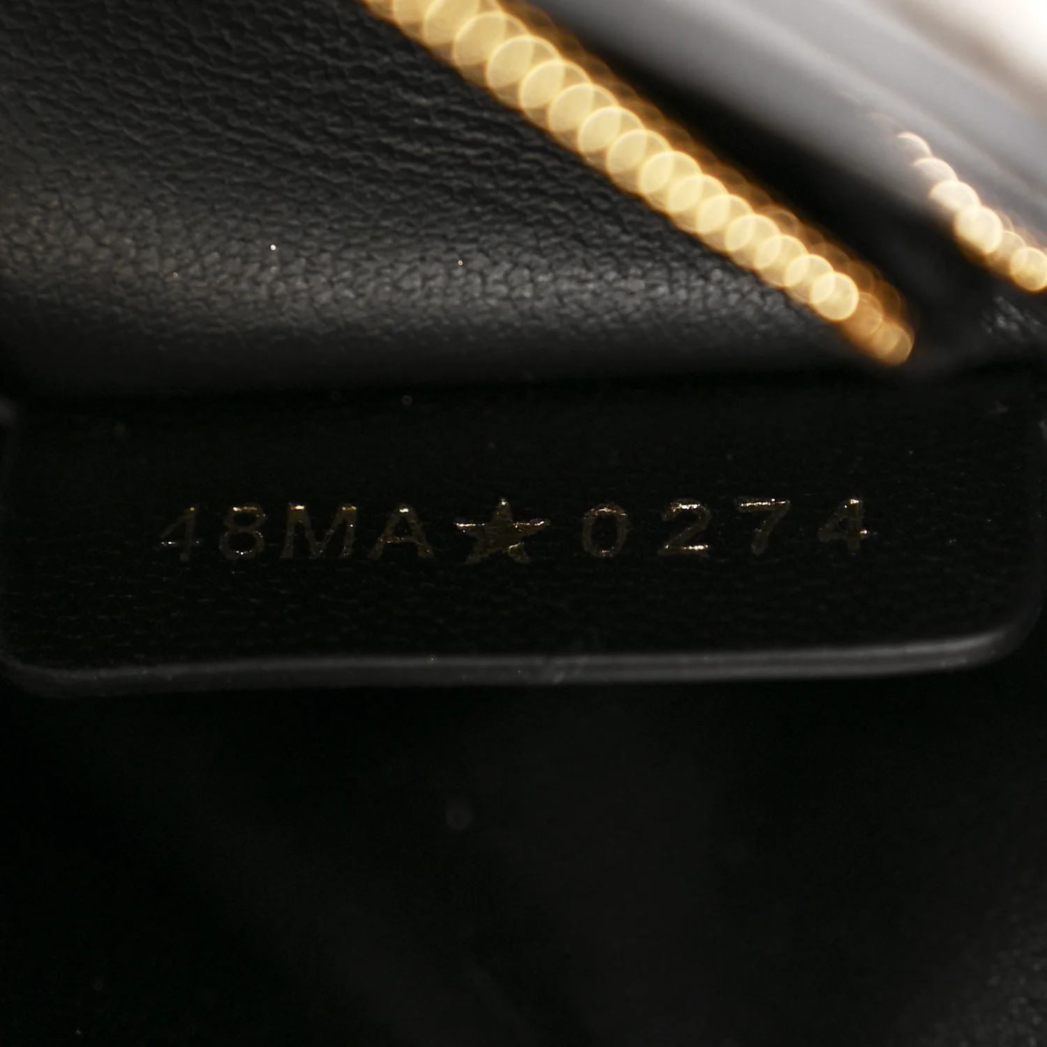 Box Calfskin 30 Montaigne Avenue Pouch Black - Top Club