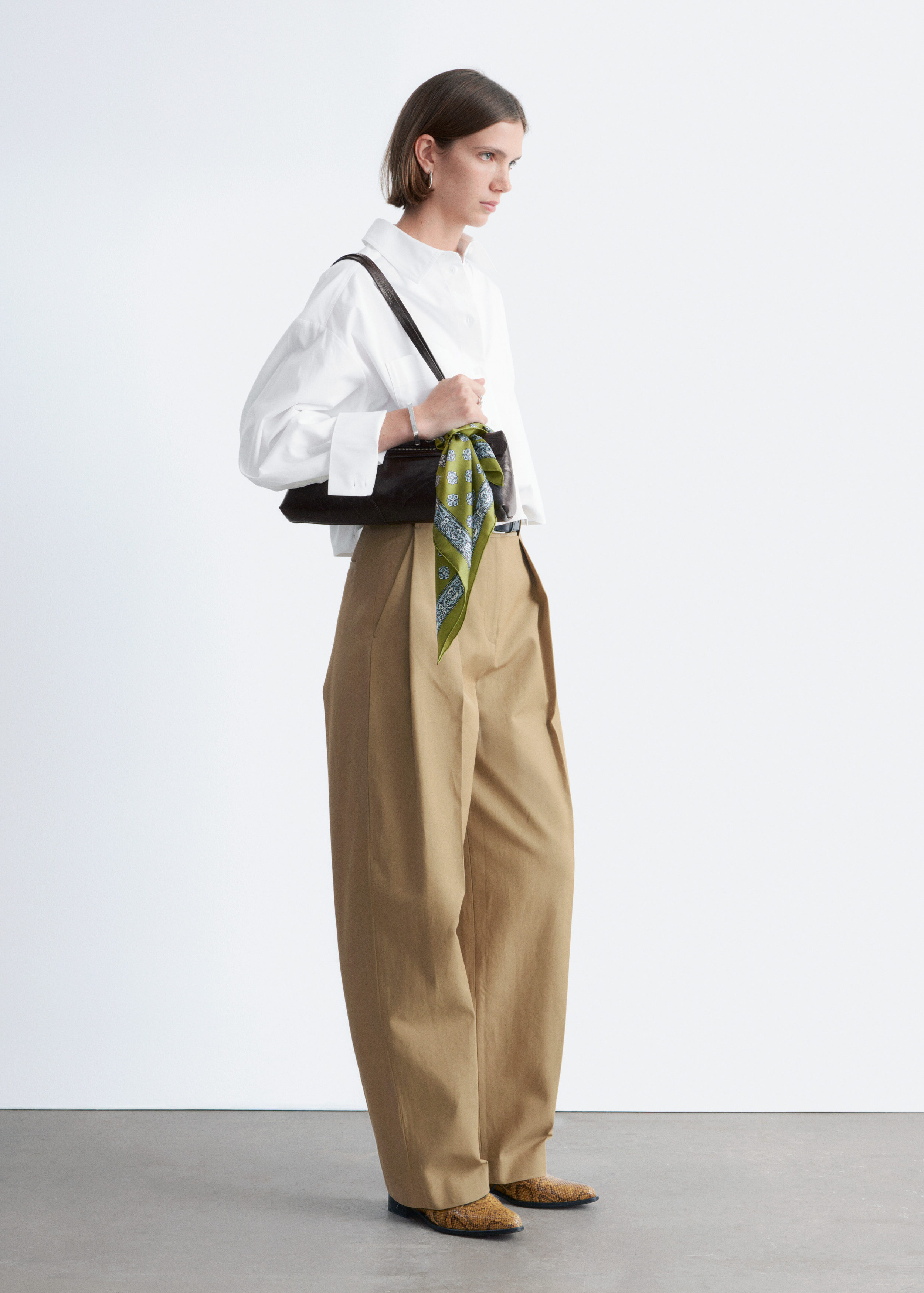 & Other Stories CROPPED OVERSIZED COTTON SHIRT