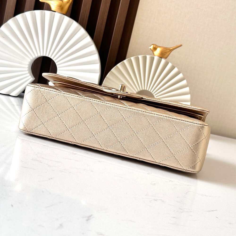 CHANEL Classic Flap Medium(High-end Grade) - Top Club