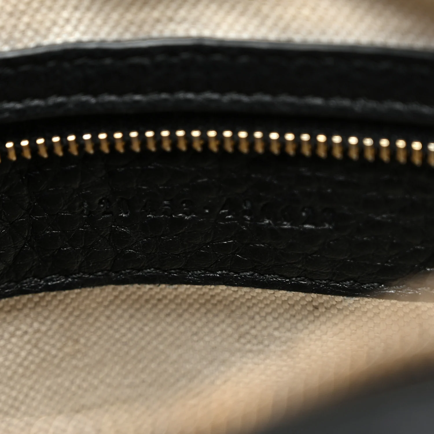 GG Grainy Calfskin Emblem Large Half Moon Shoulder Bag Black - Top Club