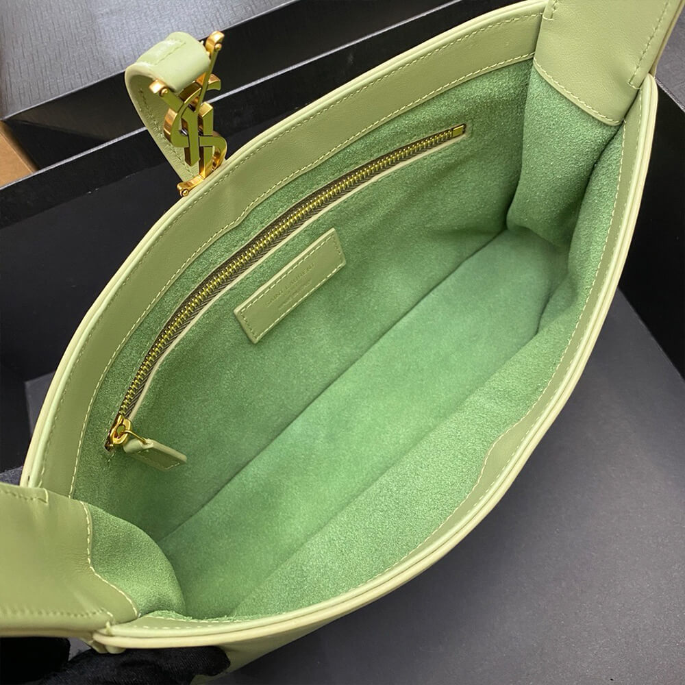 YSL LE 5 A 7 HOBO BAG IN SMOOTH LEATHER - Top Club