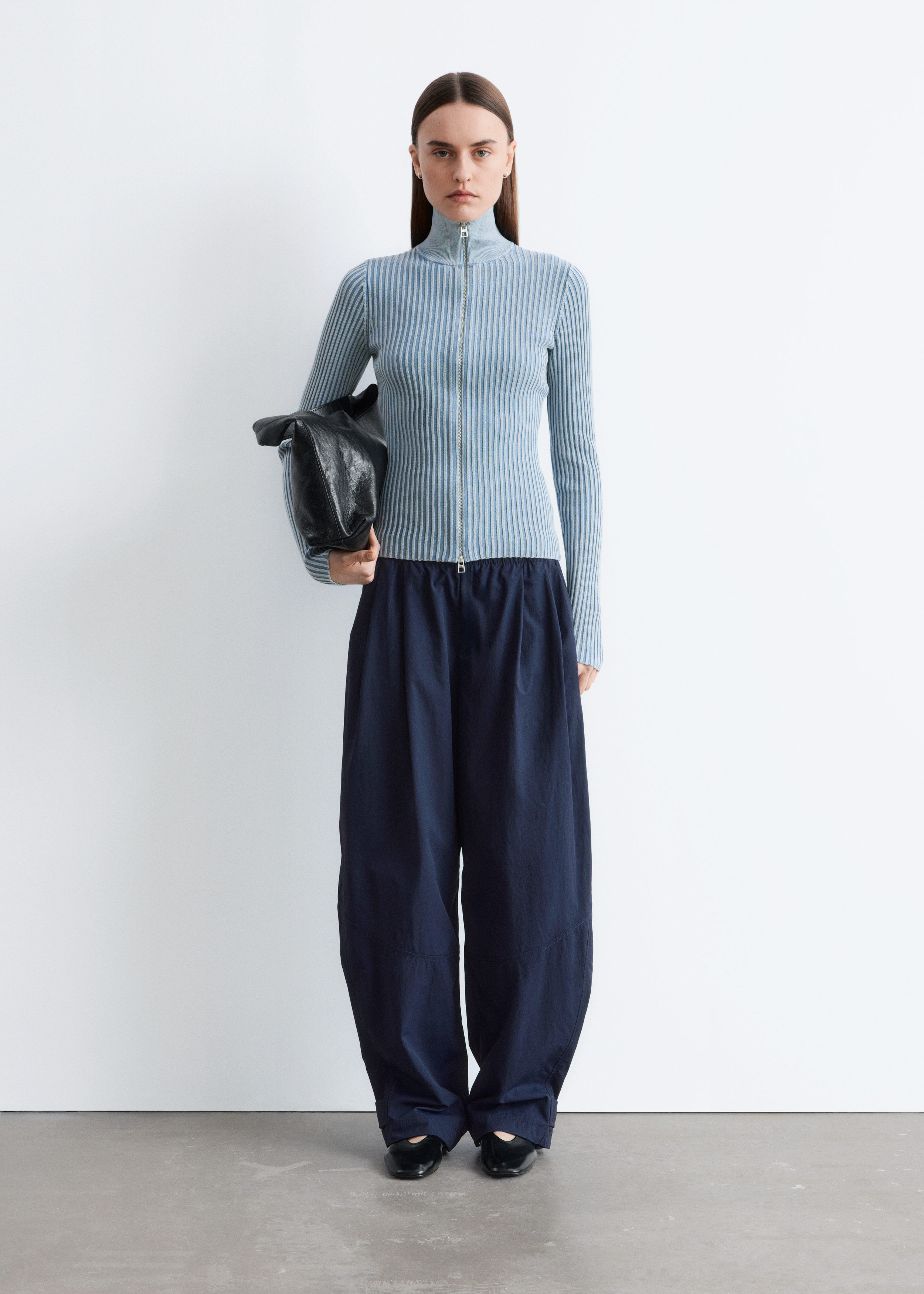 & Other Stories UTILITY BARREL-LEG TROUSERS
