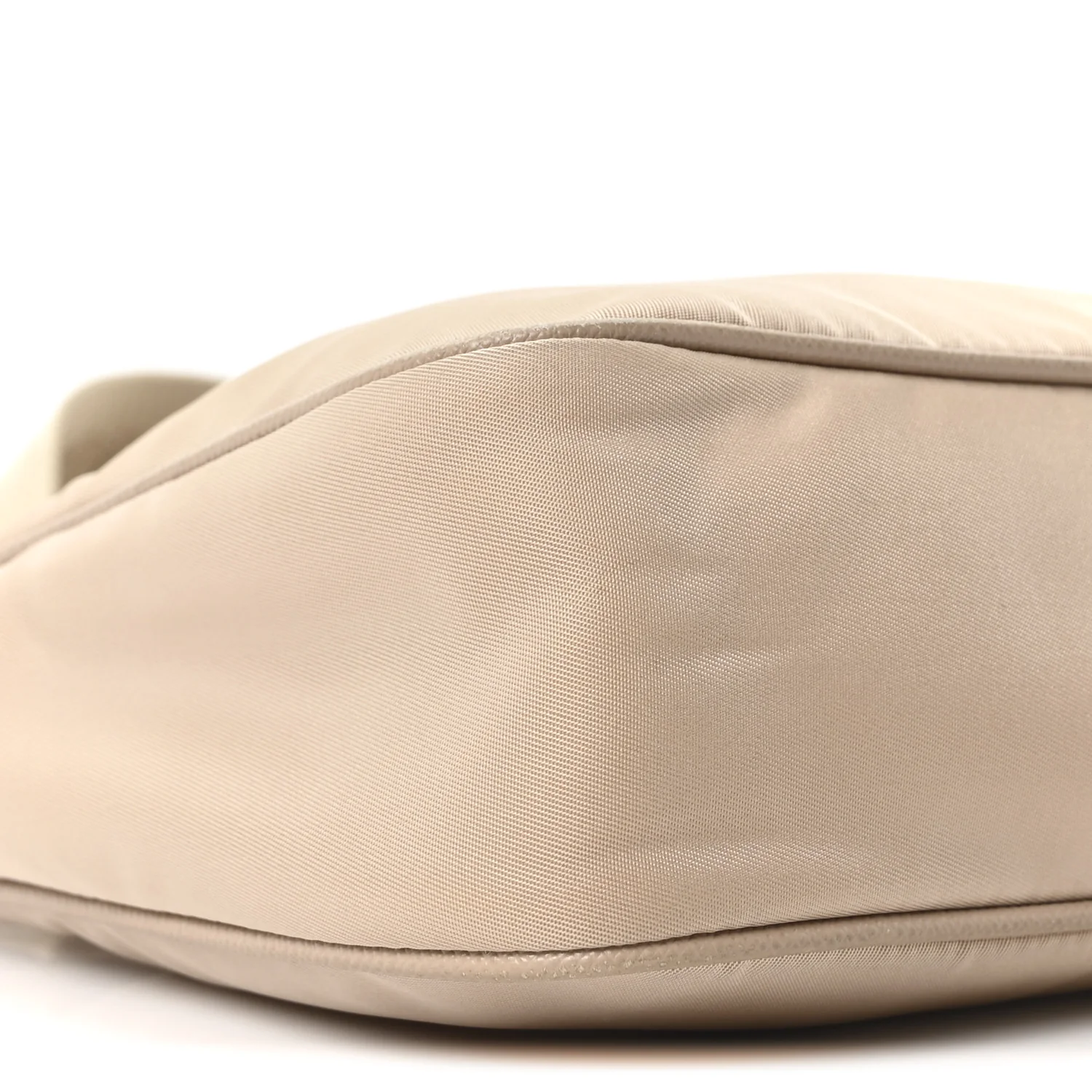 Nylon Re-Edition 2005 Shoulder Bag Cammeo - Top Club