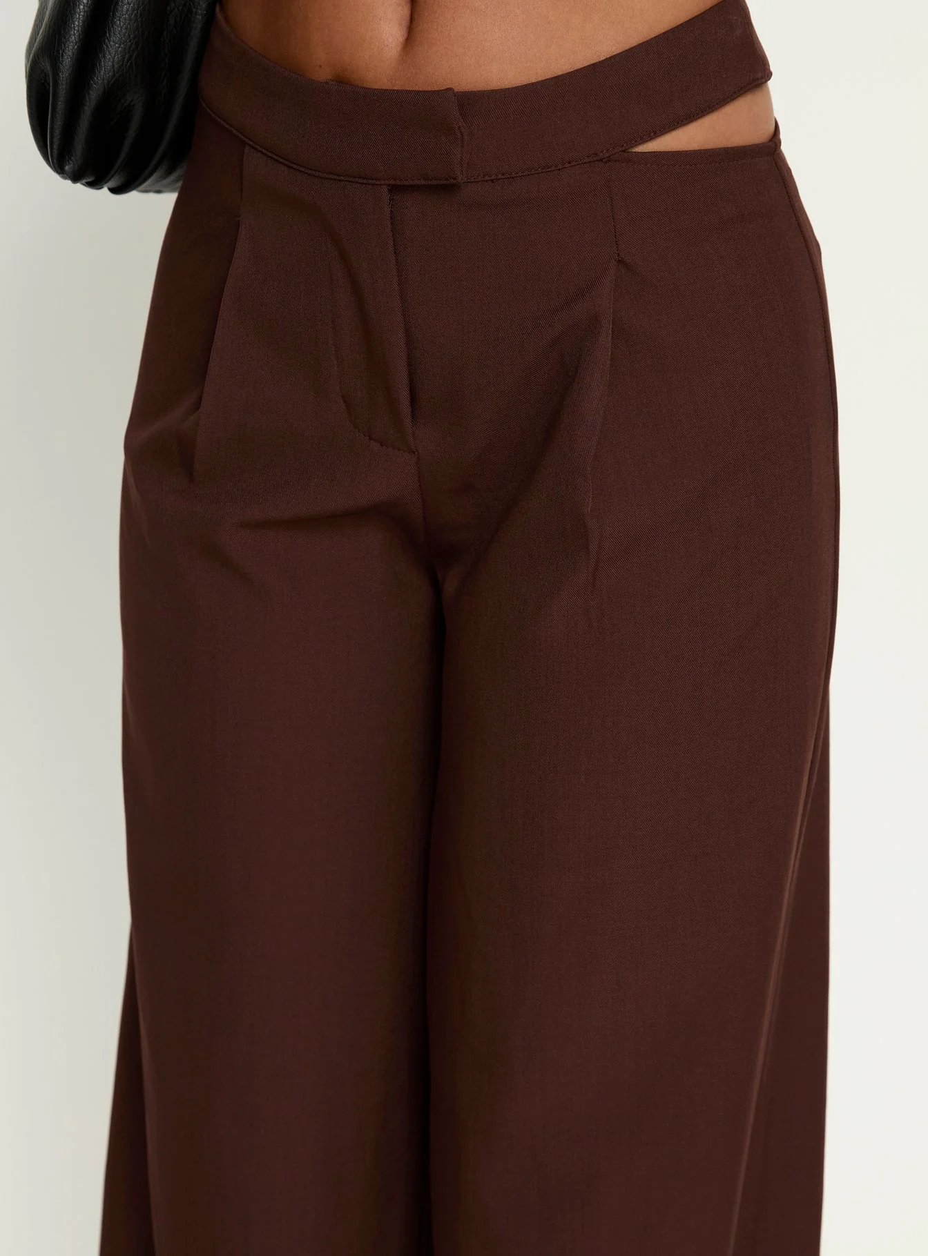 Alys Cut Out Straight Leg Pant Brown