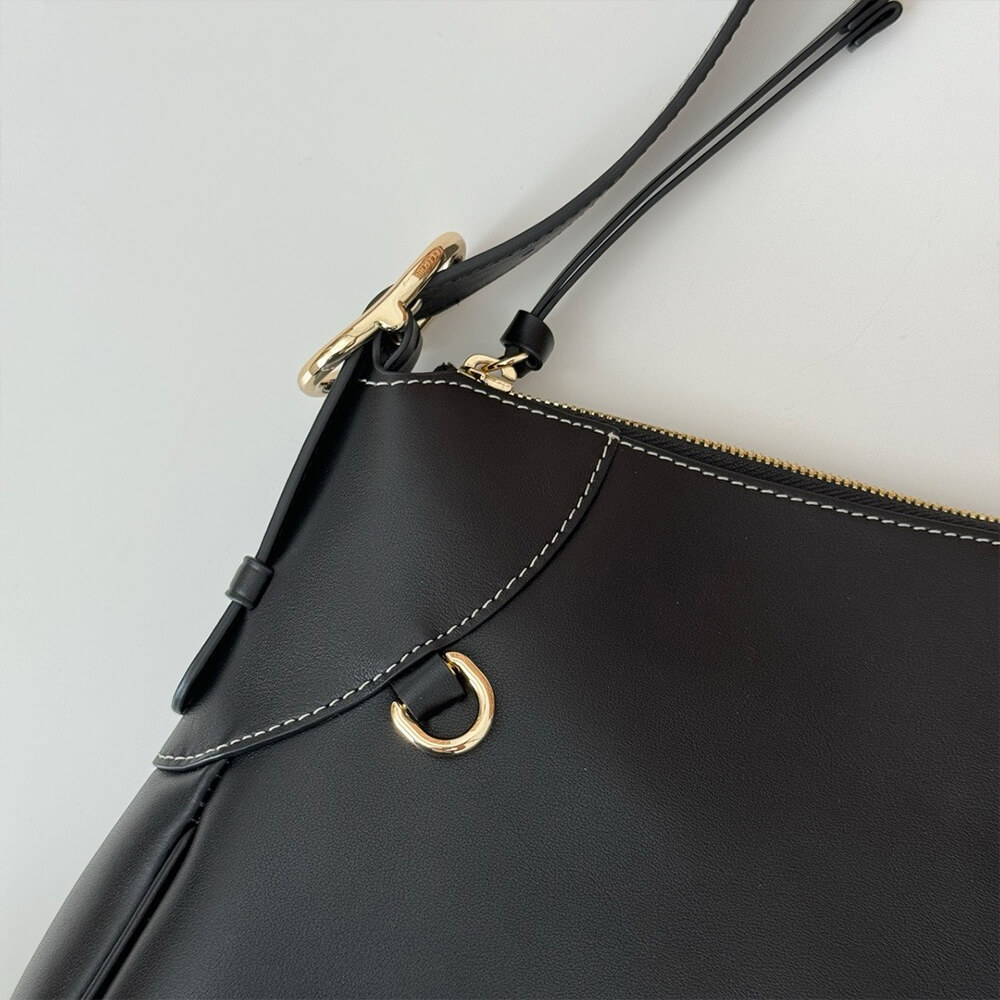GG Emblem medium shoulder bag - Top Club