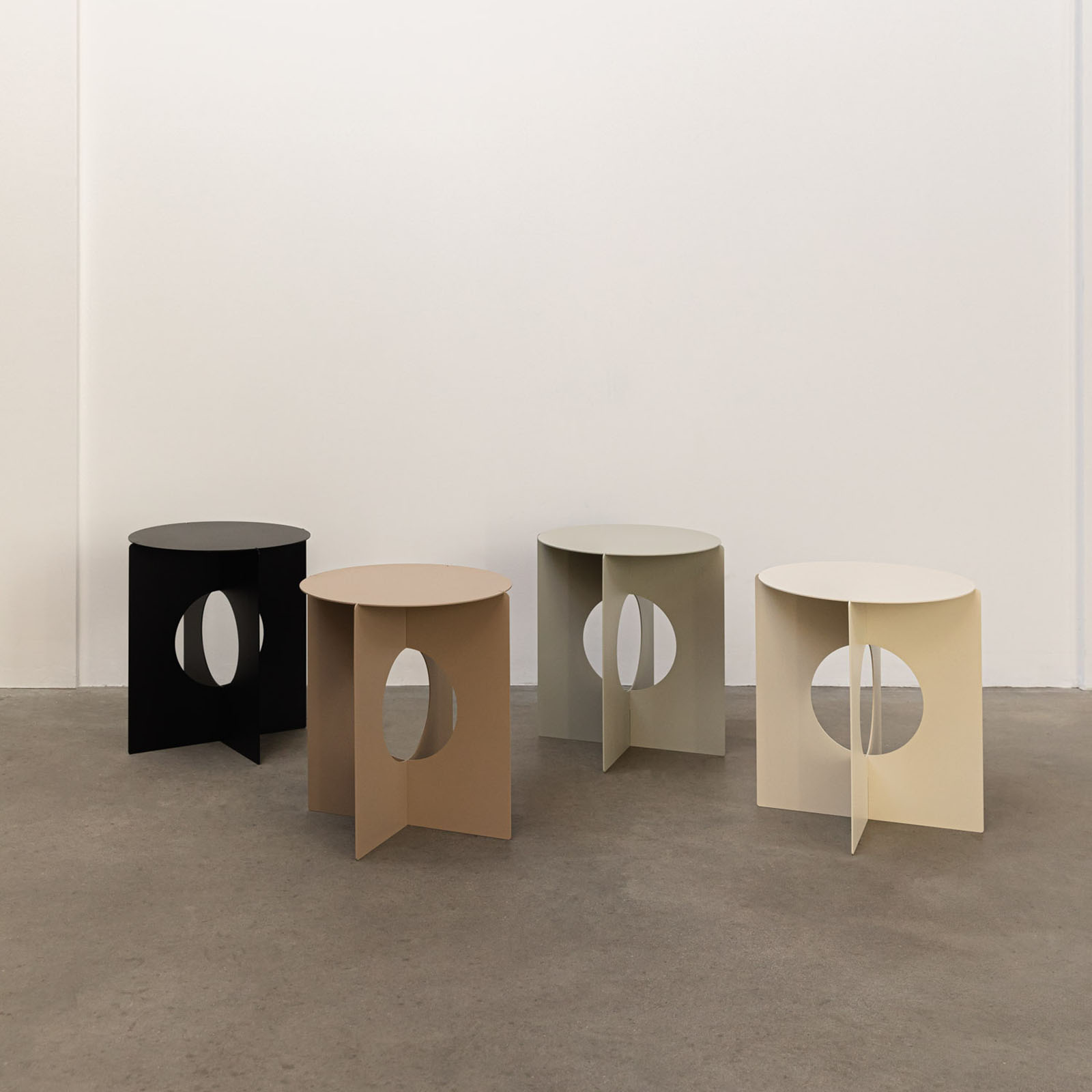 Sidetable °01 - Warm Grey