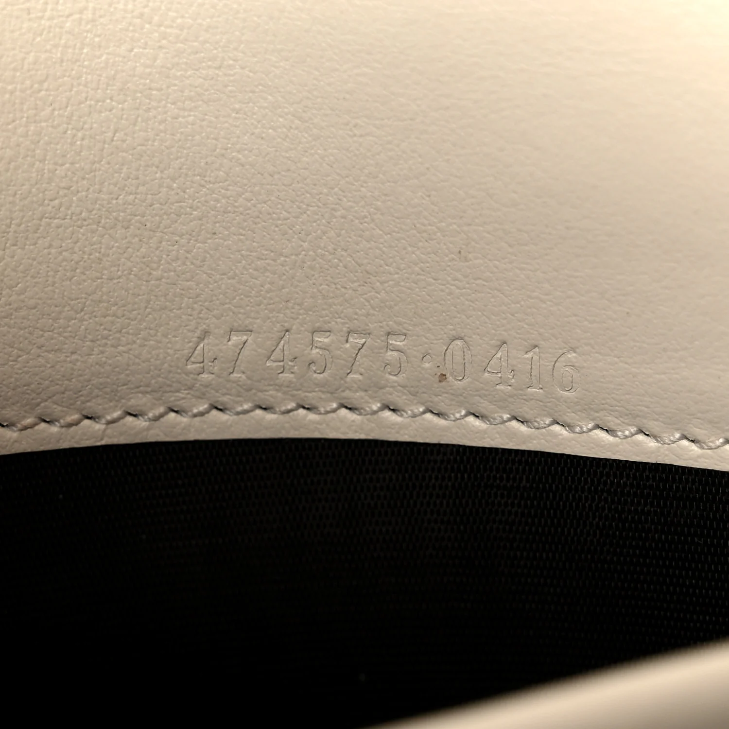 Calfskin Matelasse GG Marmont Chain Wallet Mystic White - Top Club