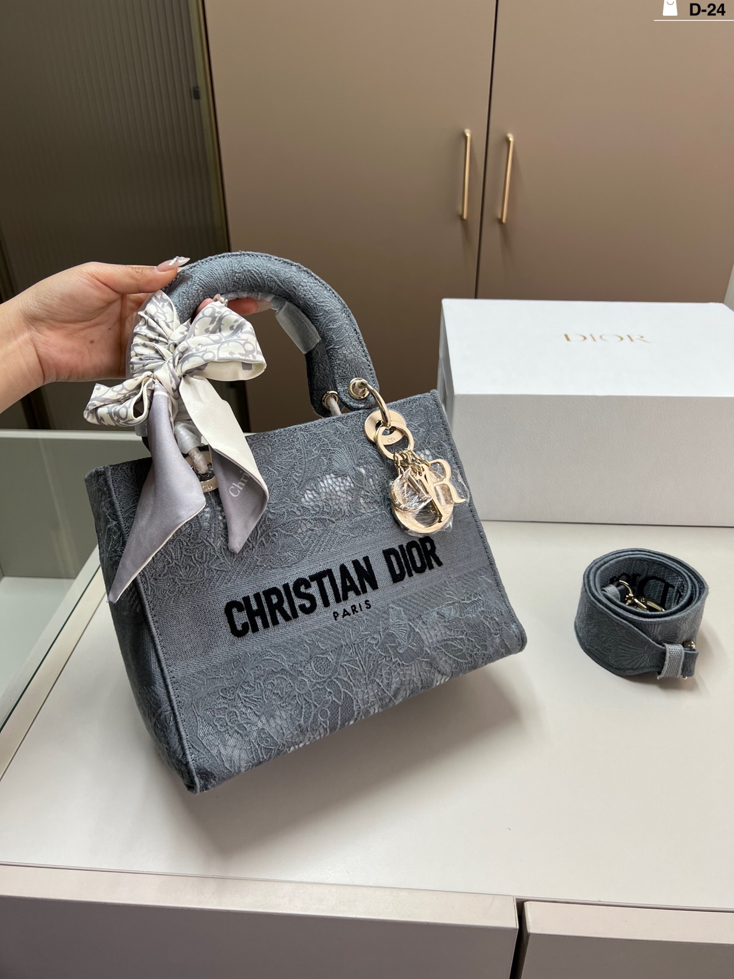 D new arrival lady bag size: 24*20 cm - Top Club