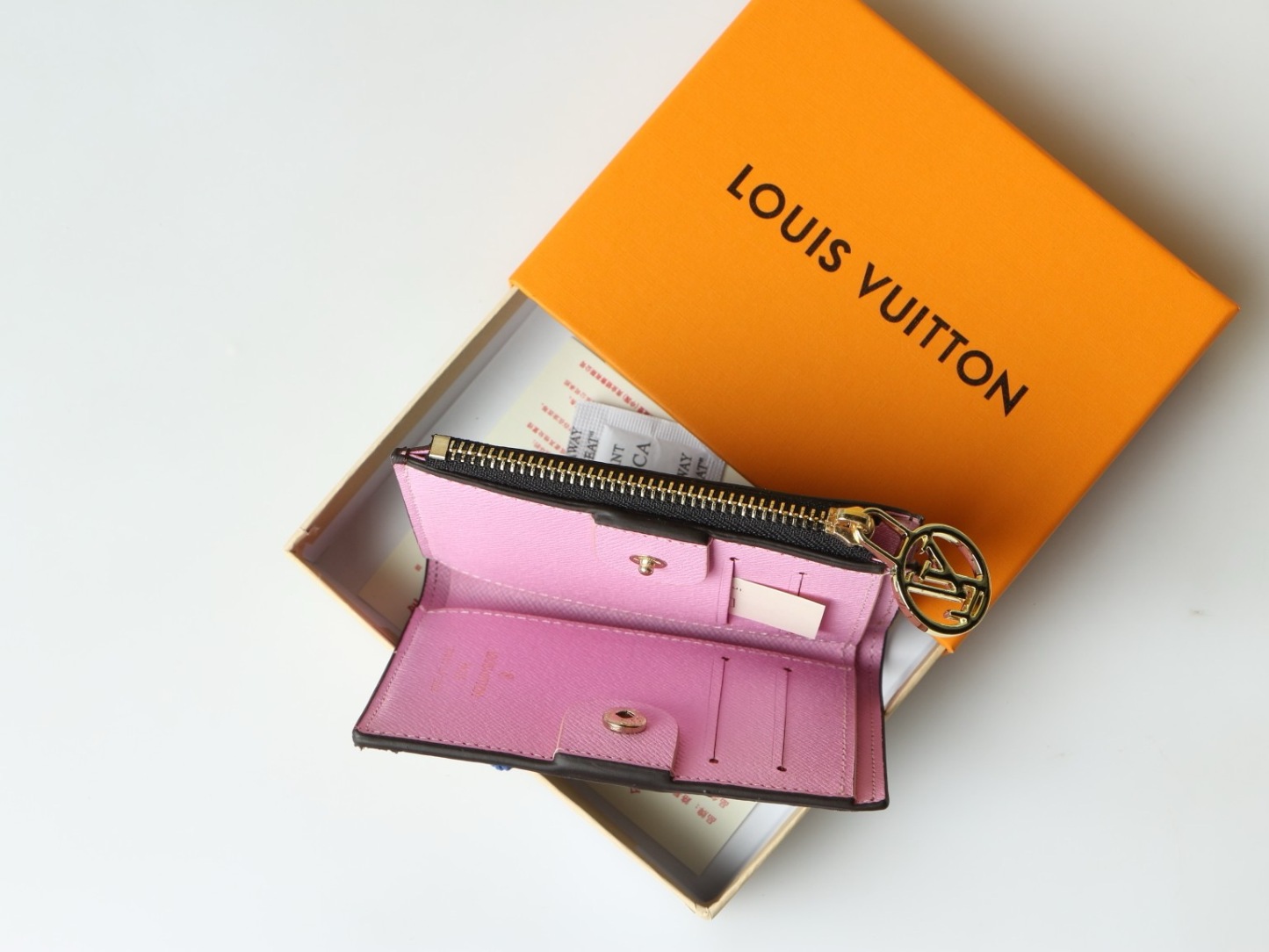 Louis new arrival MPortefeuille Lisa wallet size: 11.5*9 cm - Top Club