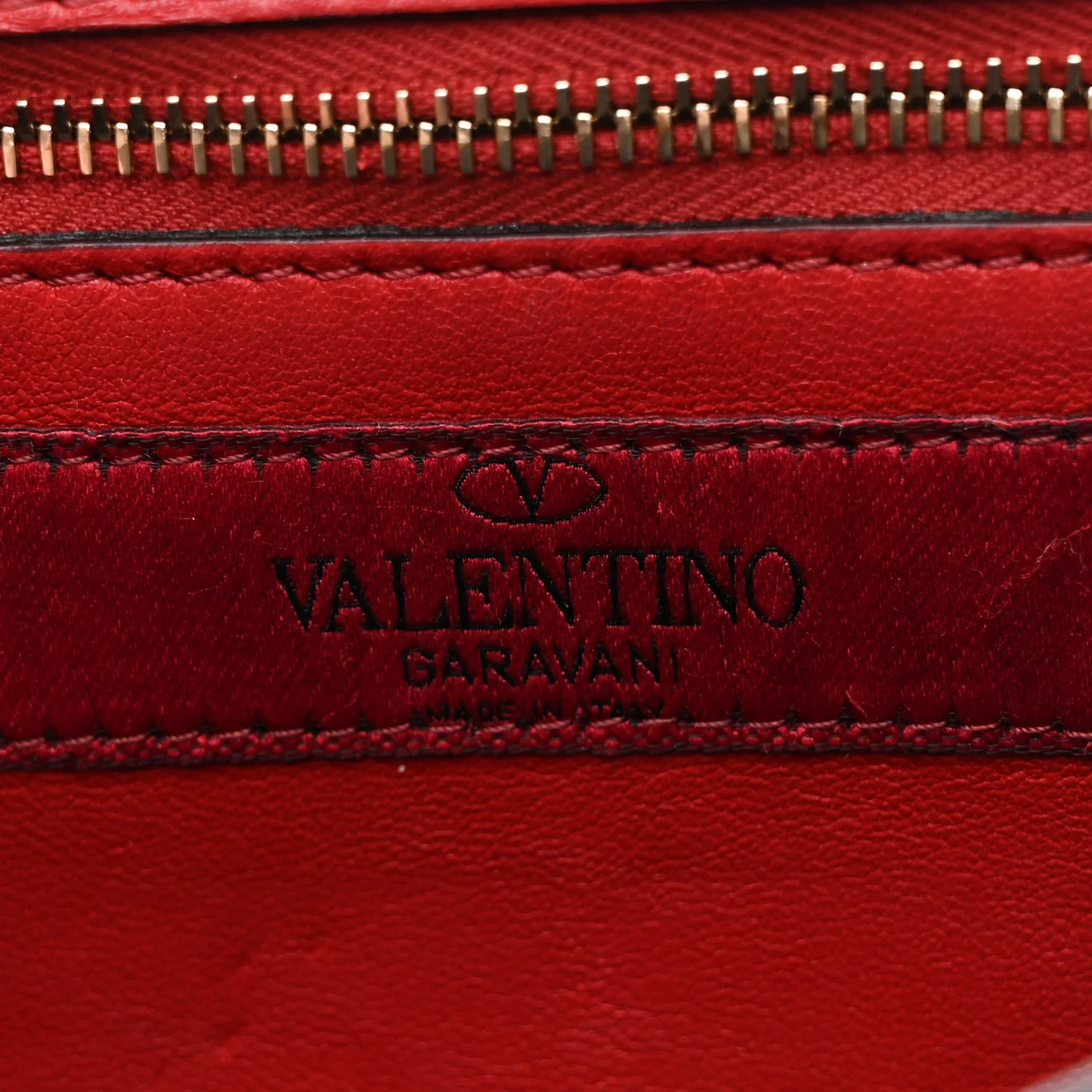 Lambskin VLTN Print Rockstud Spike Wallet On Chain White - Top Club
