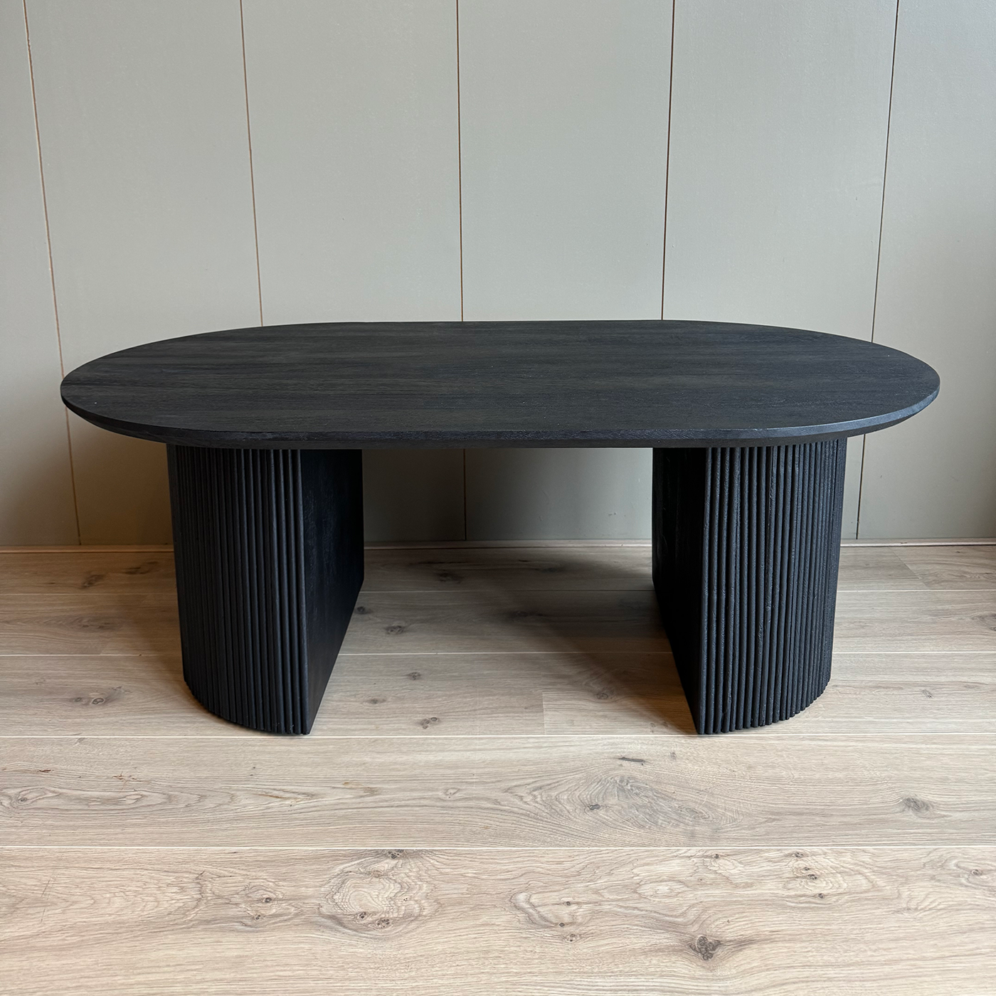 Old Inn wonen salontafel Luca zwart ovaal