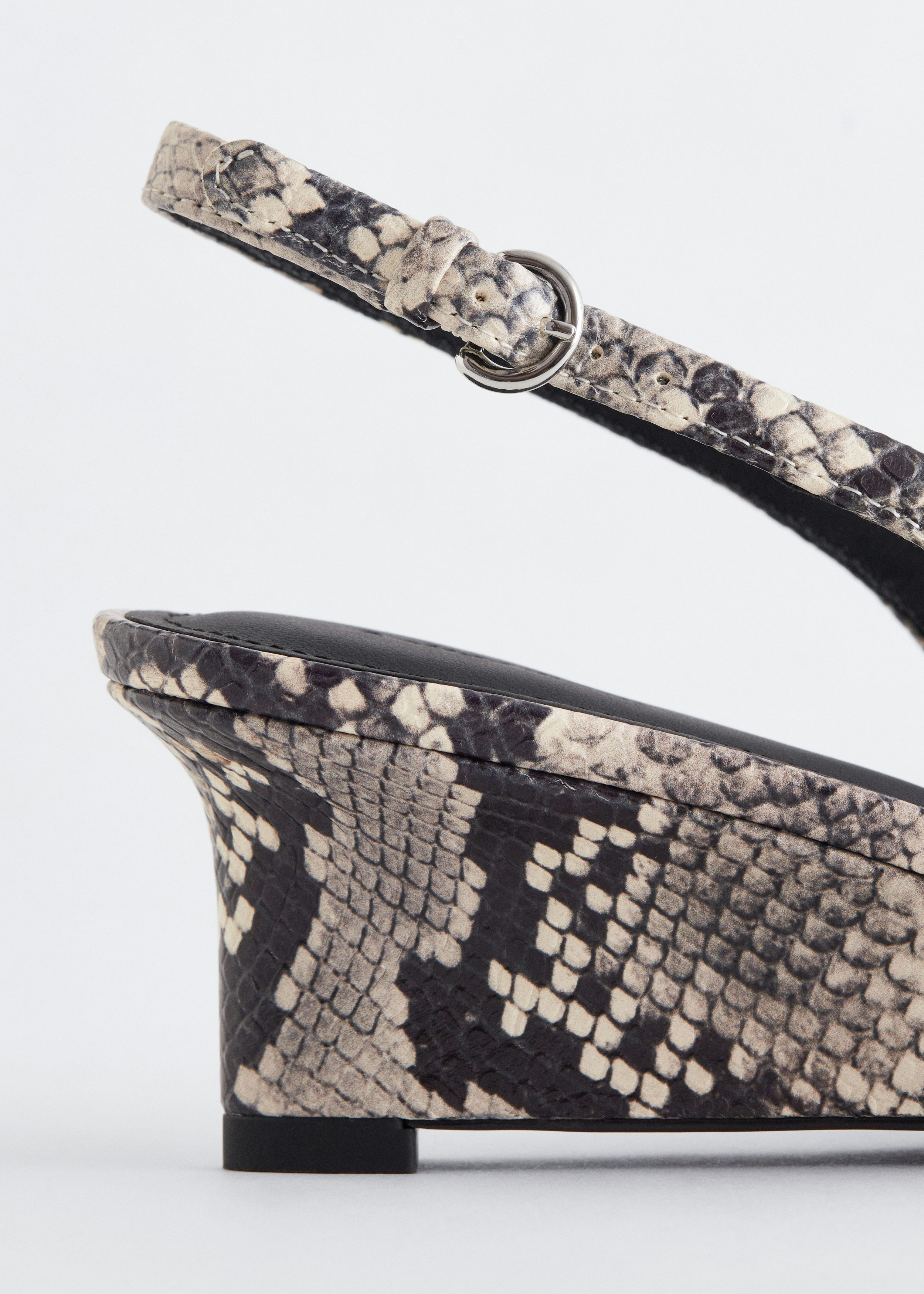 & Other Stories LEATHER WEDGE SLINGBACK PUMPS