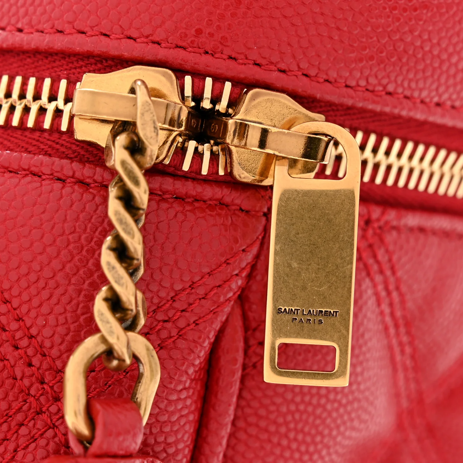 Grain de Poudre Quilted 80's Vanity Bag Rouge Eros - Top Club