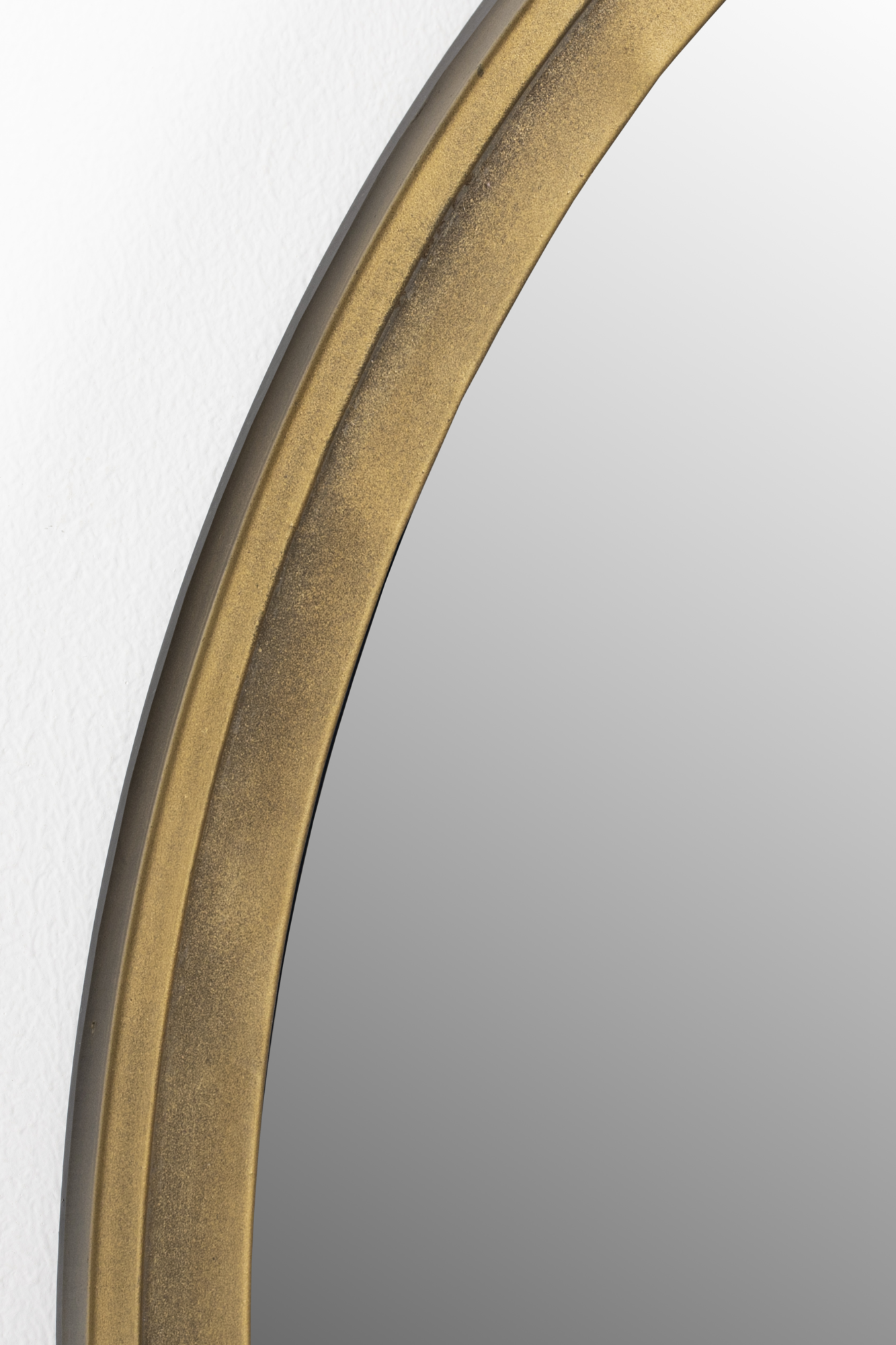 Spiegel Matz rond Goud