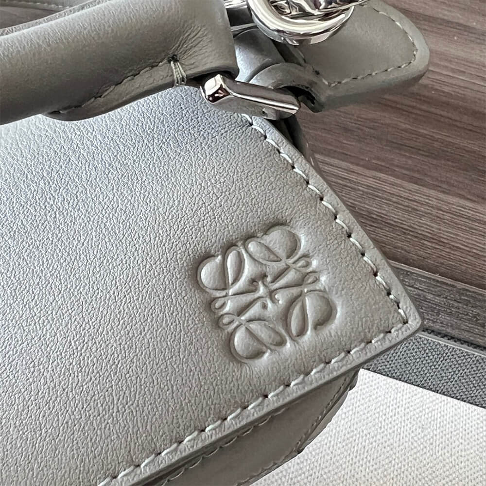 LOEWE Mini Puzzle bag - Top Club