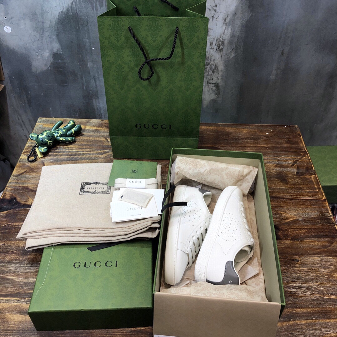 GUCCI FLATS 61 - Sneaker Replica Workshop