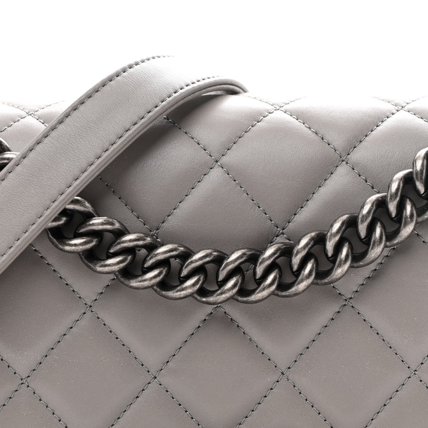 Calfskin Quilted Medium Boy Flap Grey - Top Club