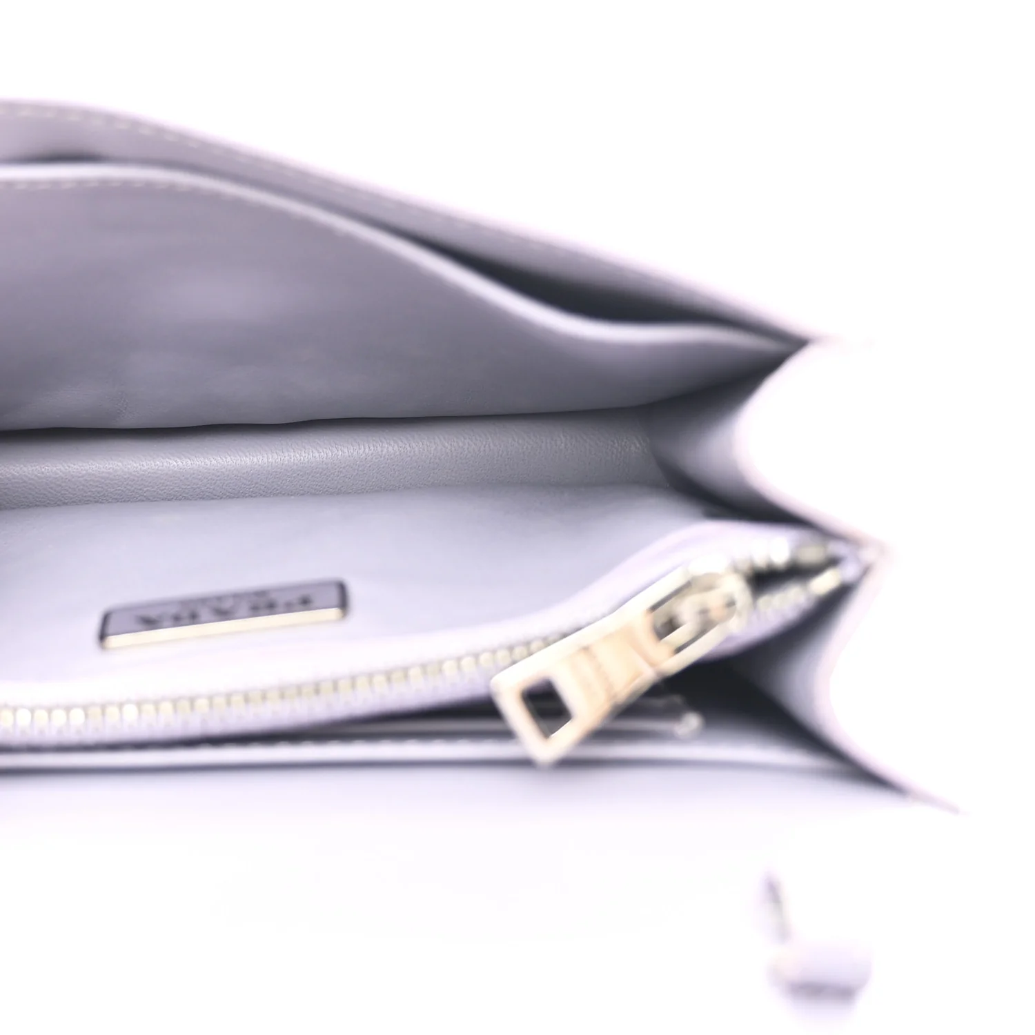 Saffiano Lux Crossbody Bag Glicine - Top Club