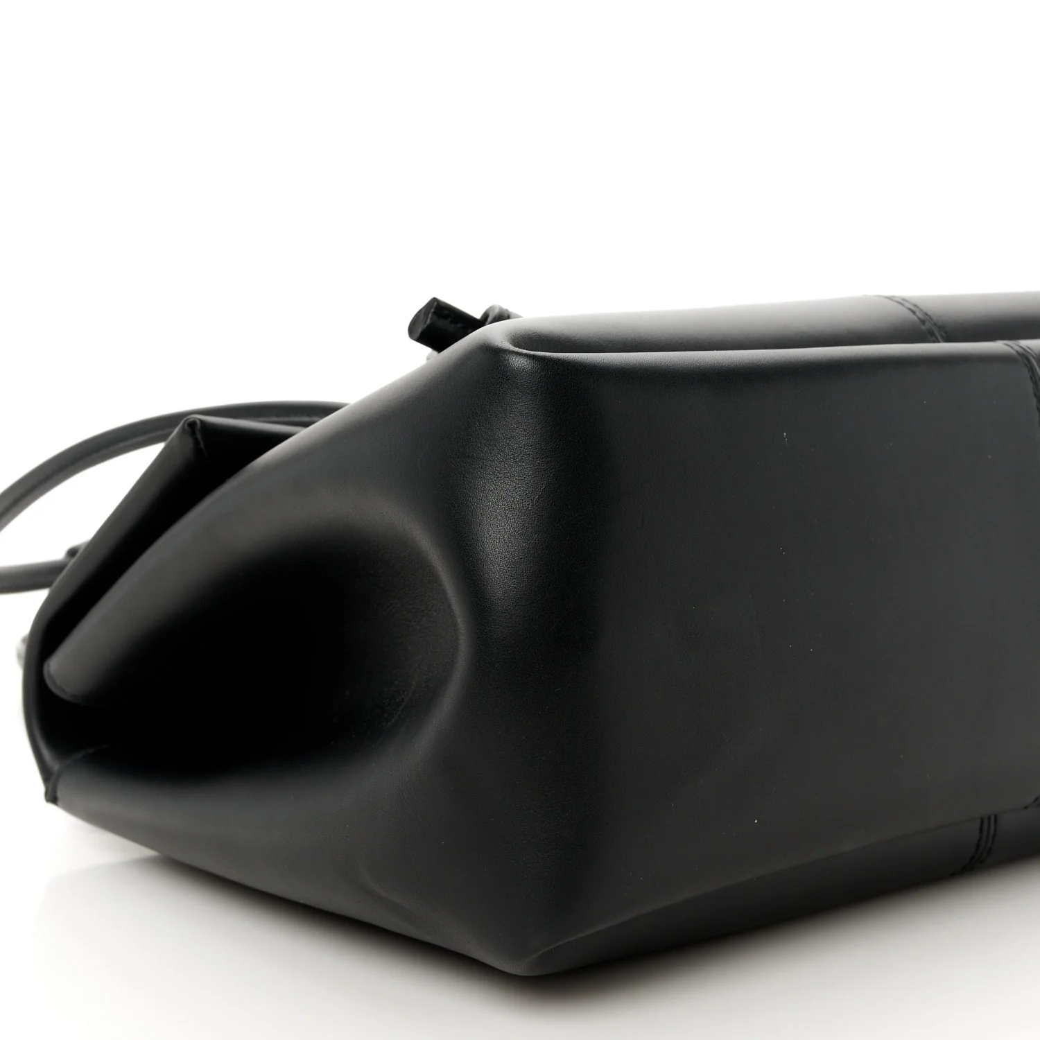 Calfskin Medium Falcon Shoulder Bag Black - Top Club