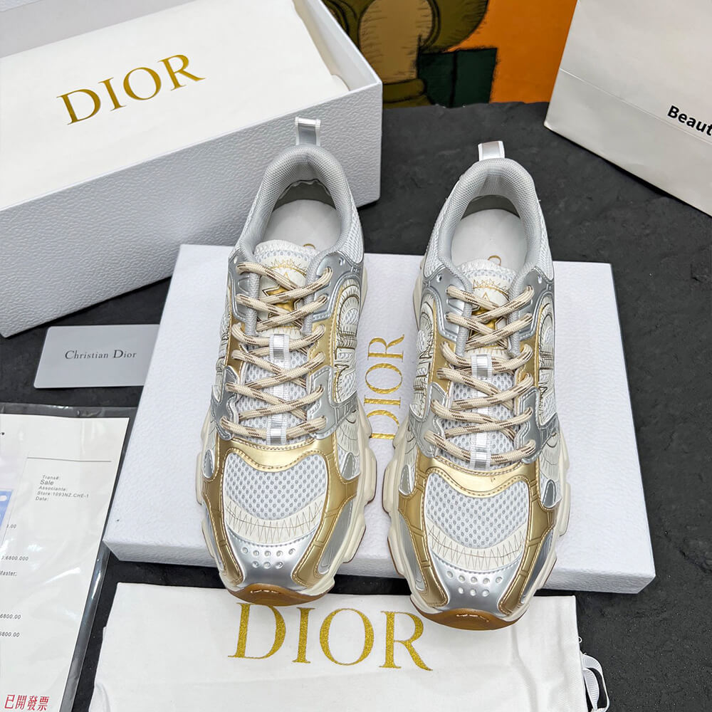 DIOR Chrono Sneaker - Top Club