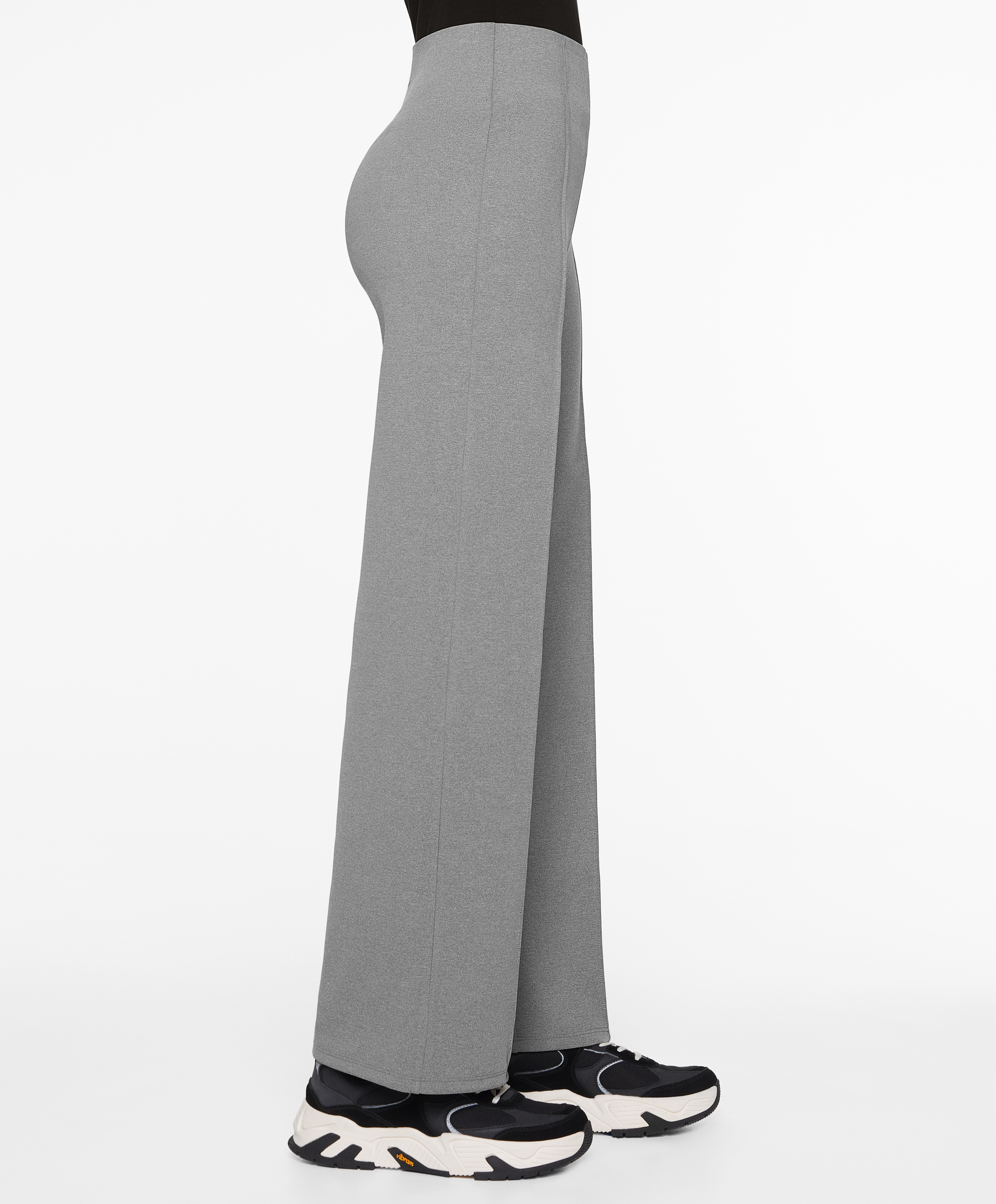 OYSHO Neoprene-effect straight-leg trousers with crease