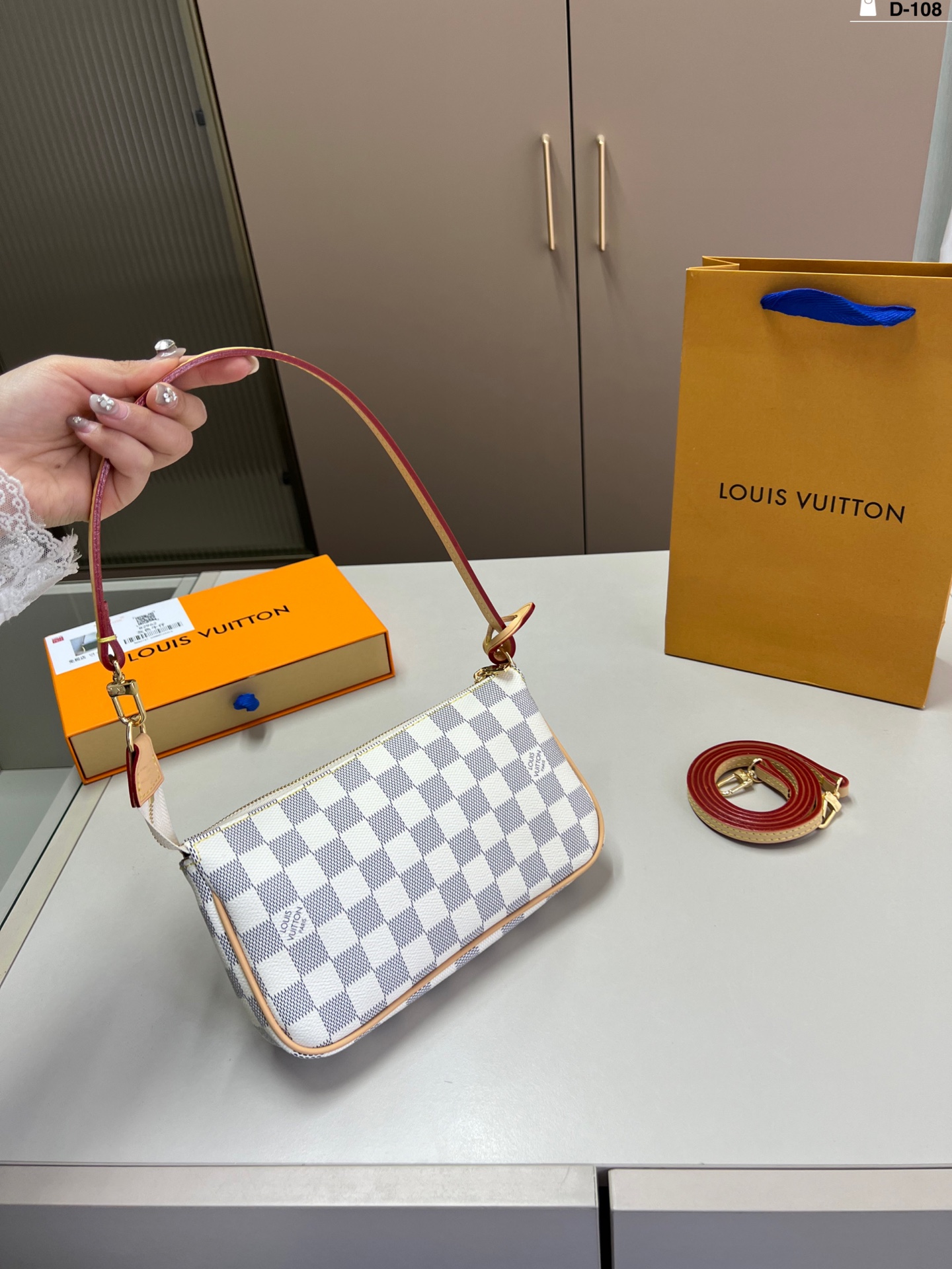 Louis new arrival IVY bag size: 21*12 cm - Top Club