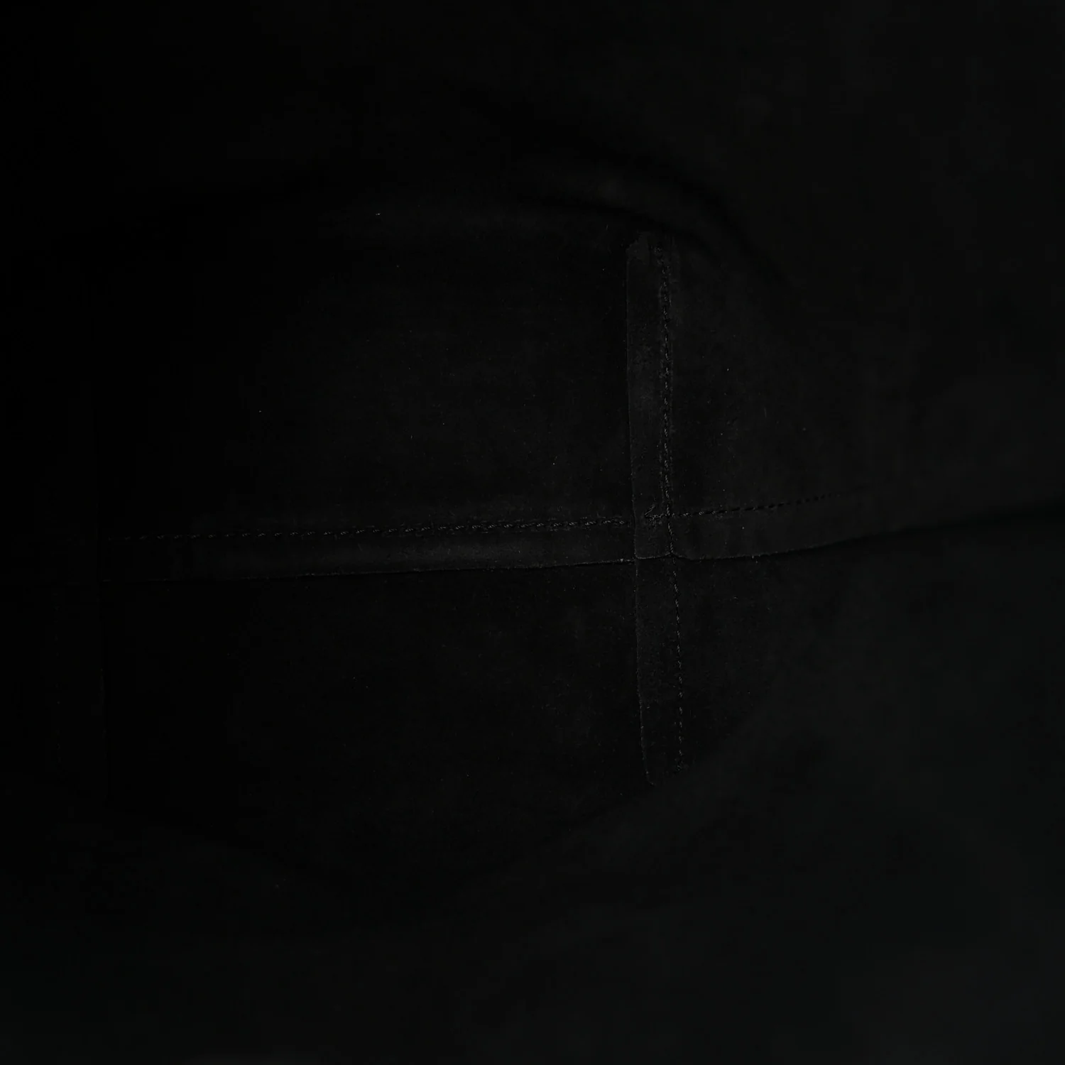 Grained Calfskin Small N/S Hook Tote Black - Top Club