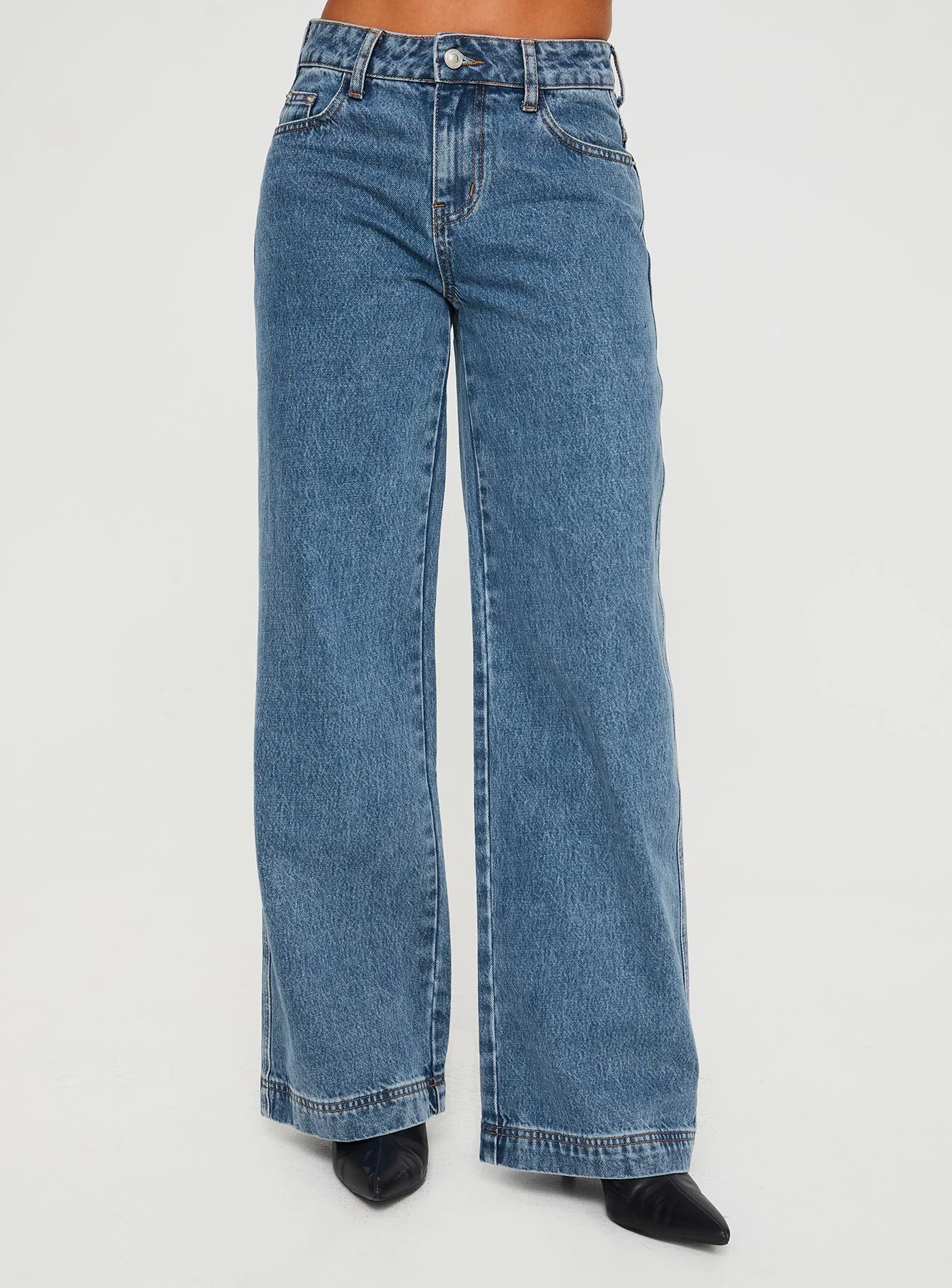 Jankins Low Rise Straight Leg Jeans Mid Wash