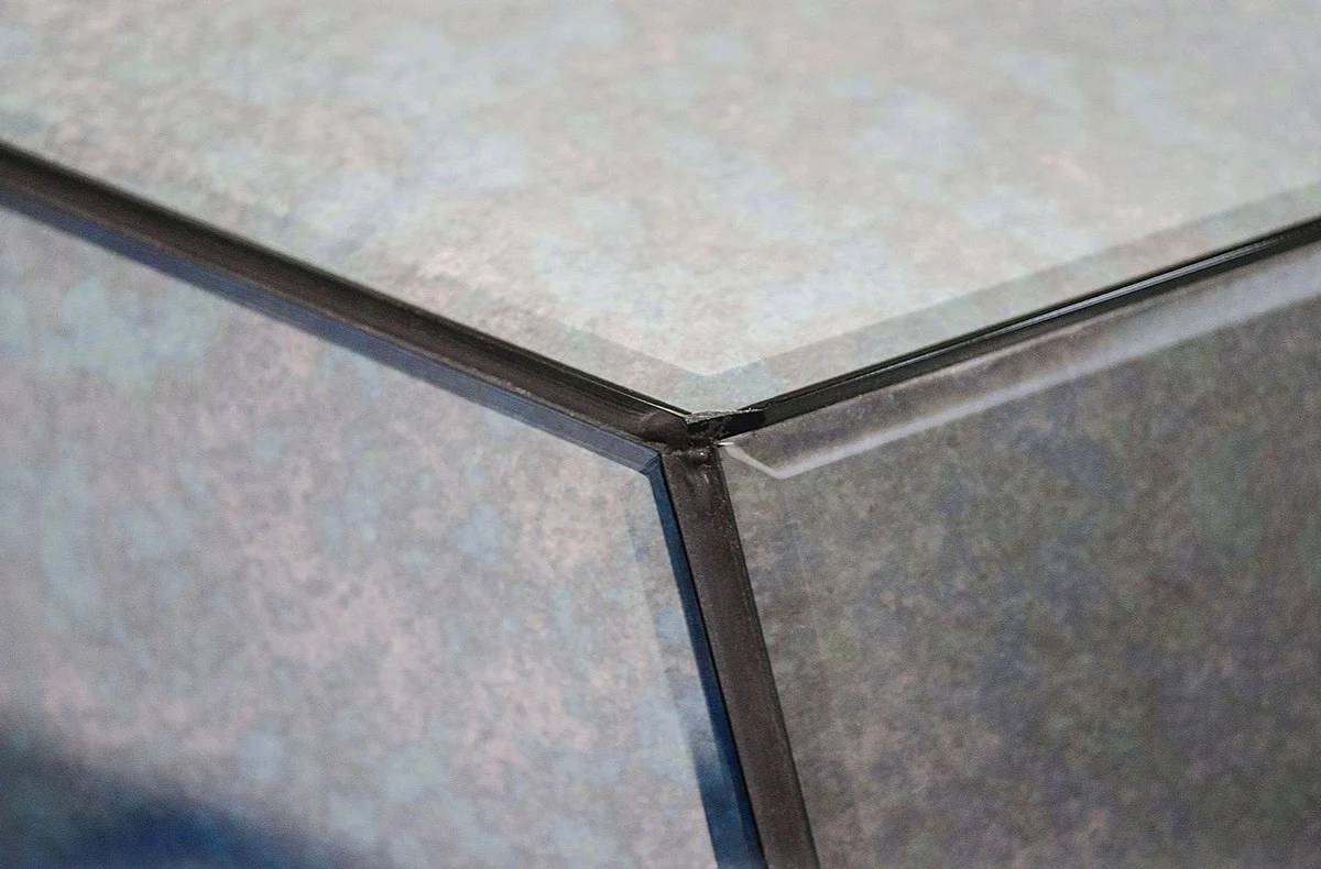 Designer side table with antique mirror glass 65 x 50 x H. 60 cm - Designer Collection