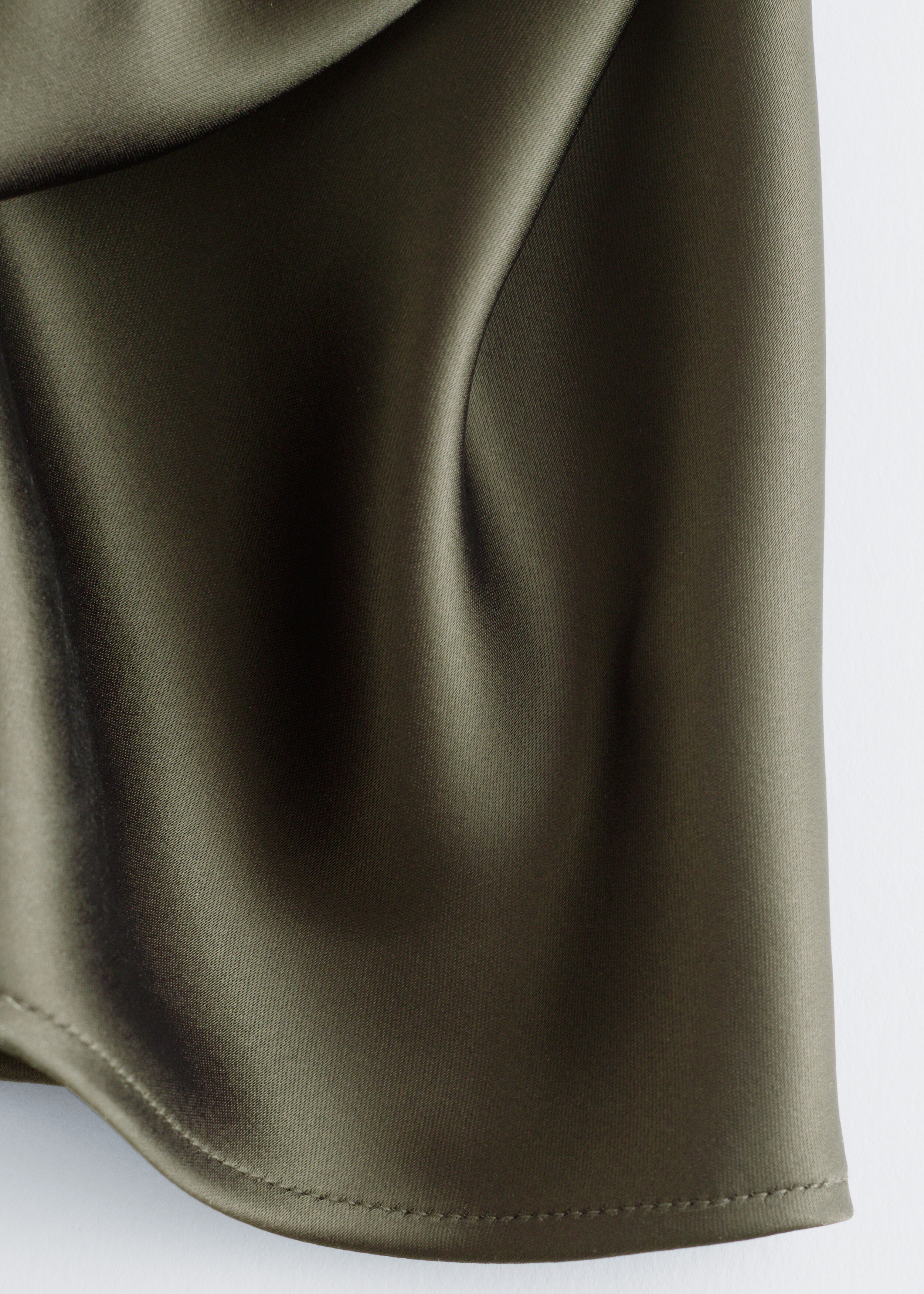 & Other Stories SLEEVELESS SATIN MIDI DRESS