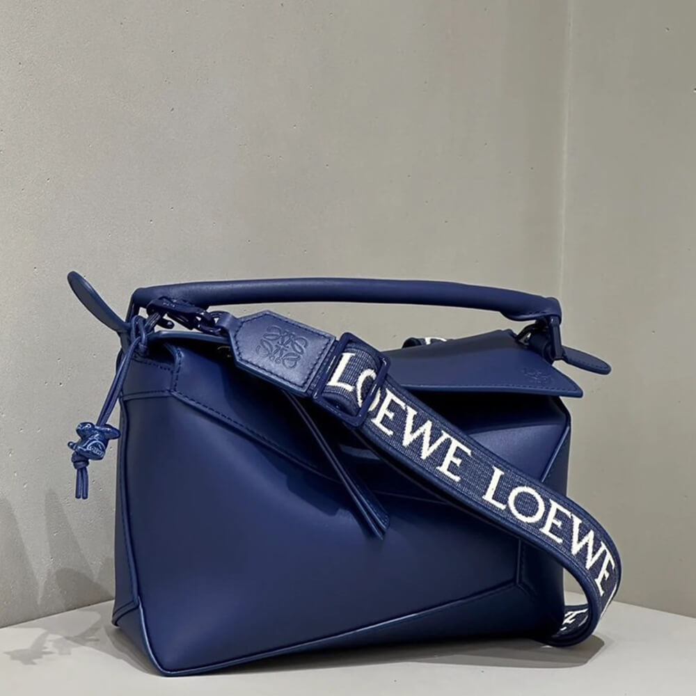 LOEWE Small Puzzle Bag - Top Club