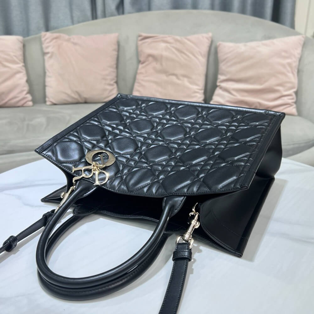 Dior Medium Dior Book Tote - Top Club
