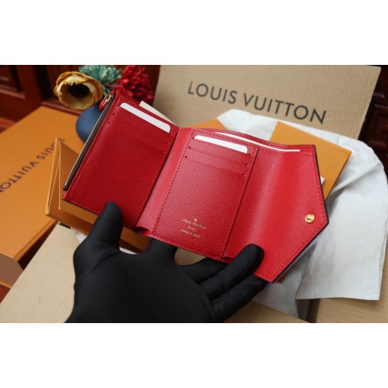 Model: M41938 Size: 12.0x 9.5x 2.5 cm - Top Club