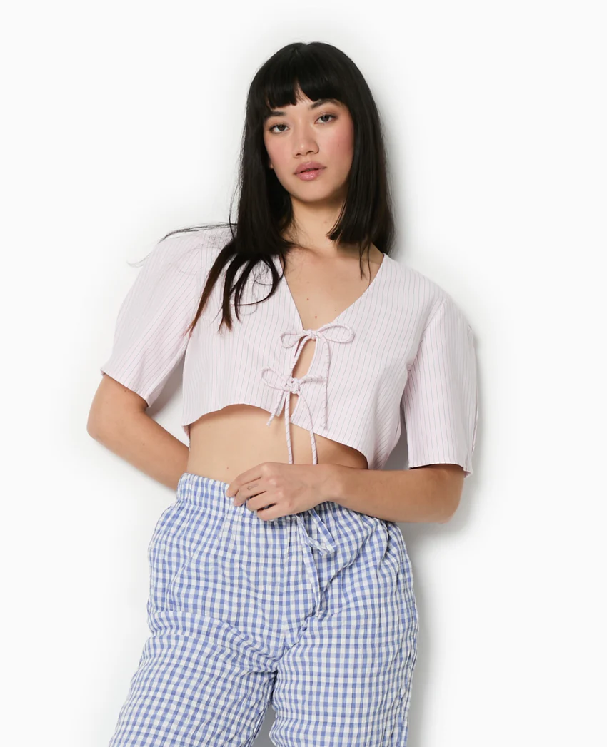 Pimkie Blouse courte rayée avec nouettes