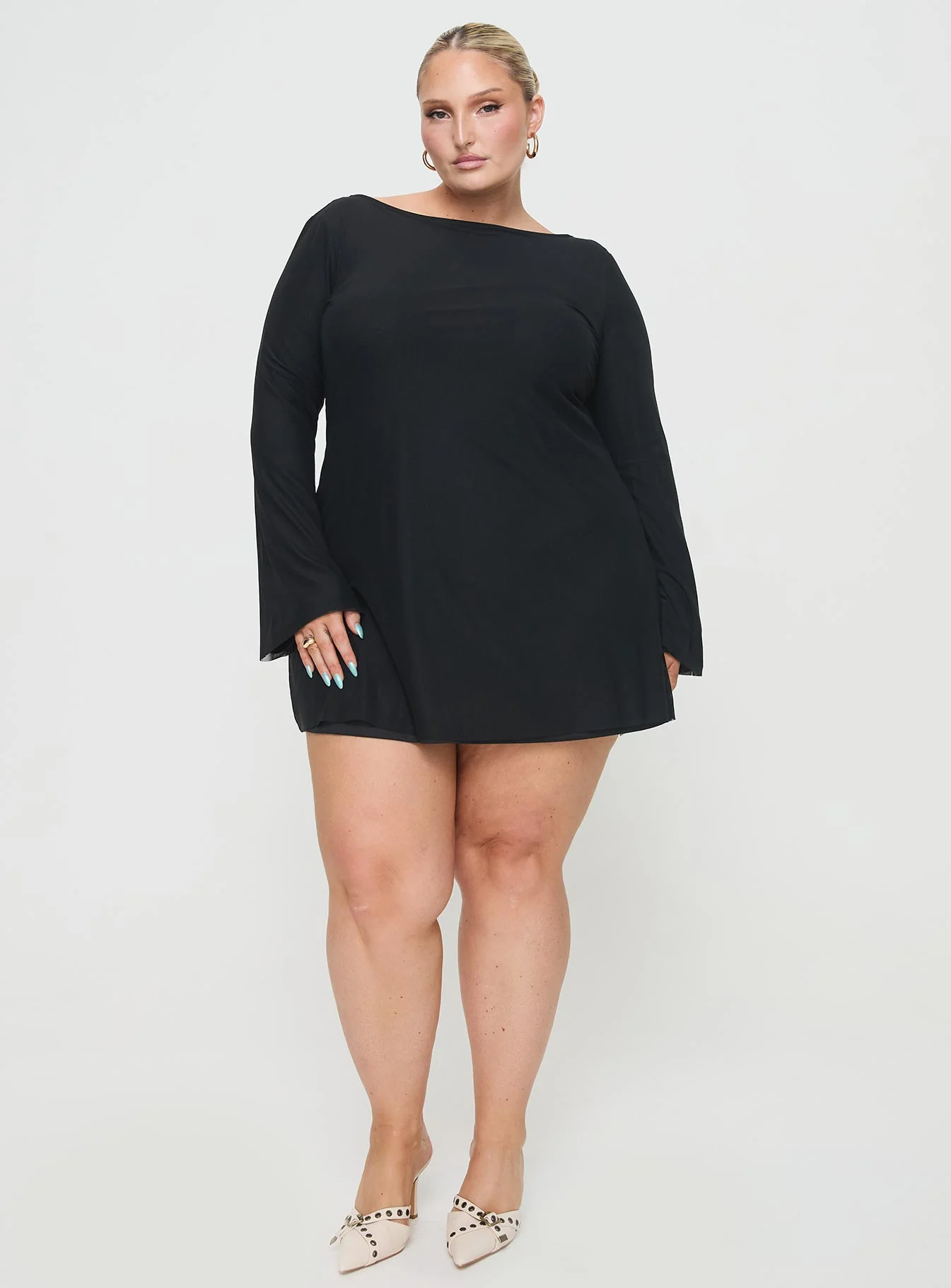 Lukea Long Sleeve Mini Dress Black Curve