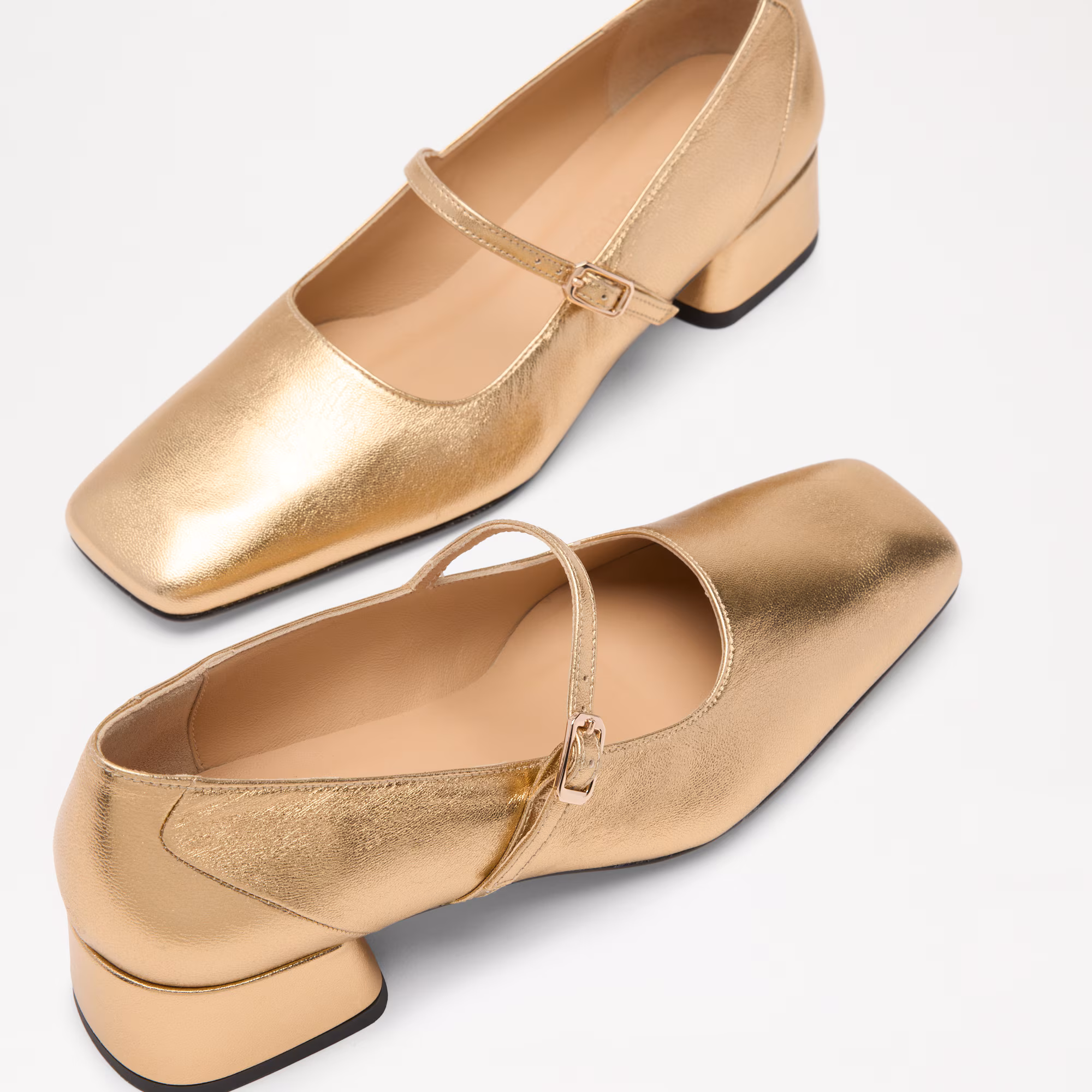 RavensmoorLow Heel Square Toe Mary Jane