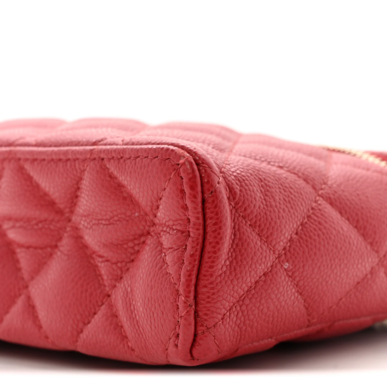 Caviar Quilted Top Handle Slim Vanity With Chain Red - Top Club