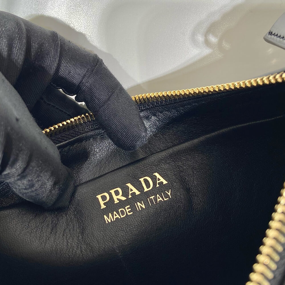 Prada Arqué small leather shoulder bag(HIGH-END GRADE) - Top Club