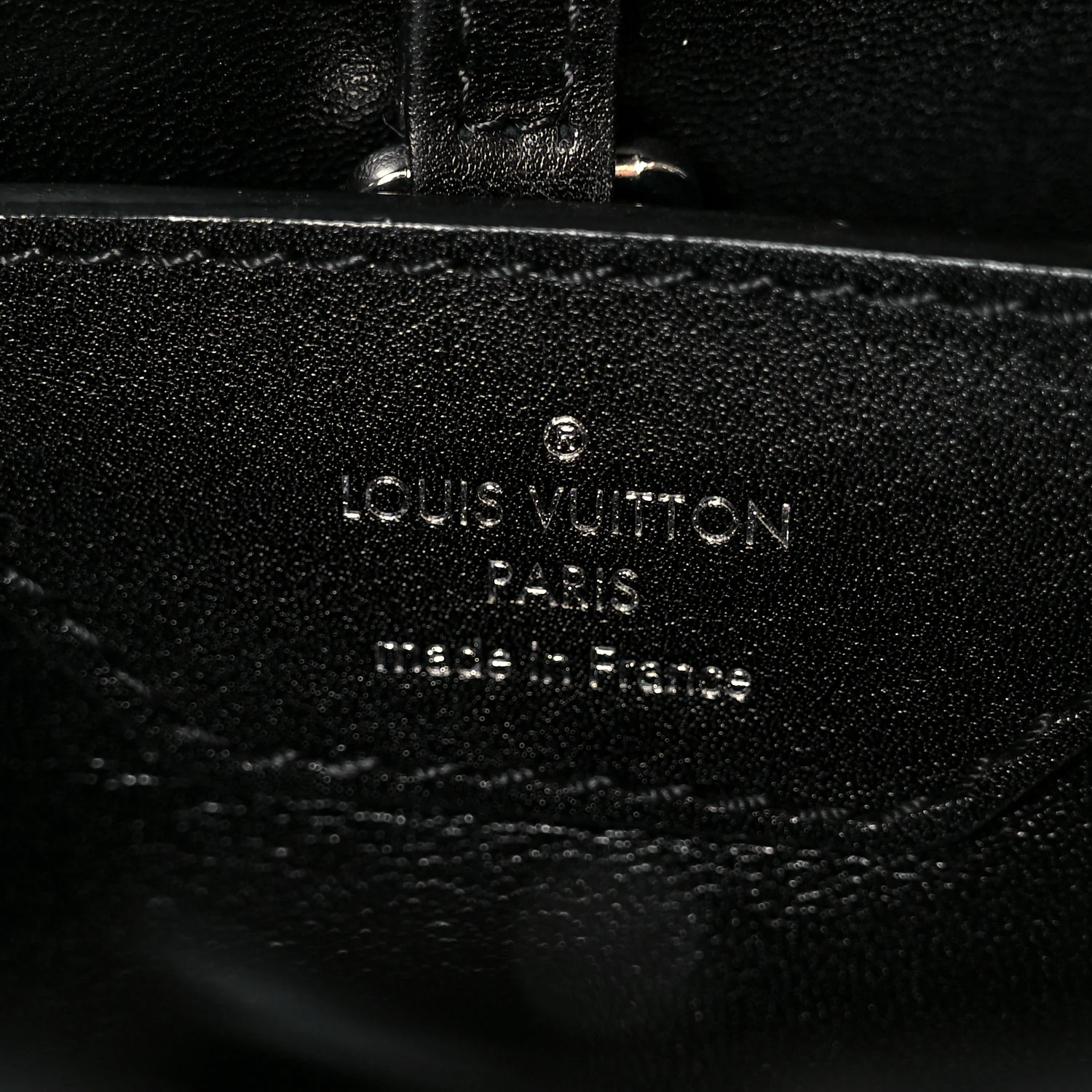 Calfskin Karung Beaded Shanghai Skyline Capucines BB Black - Top Club