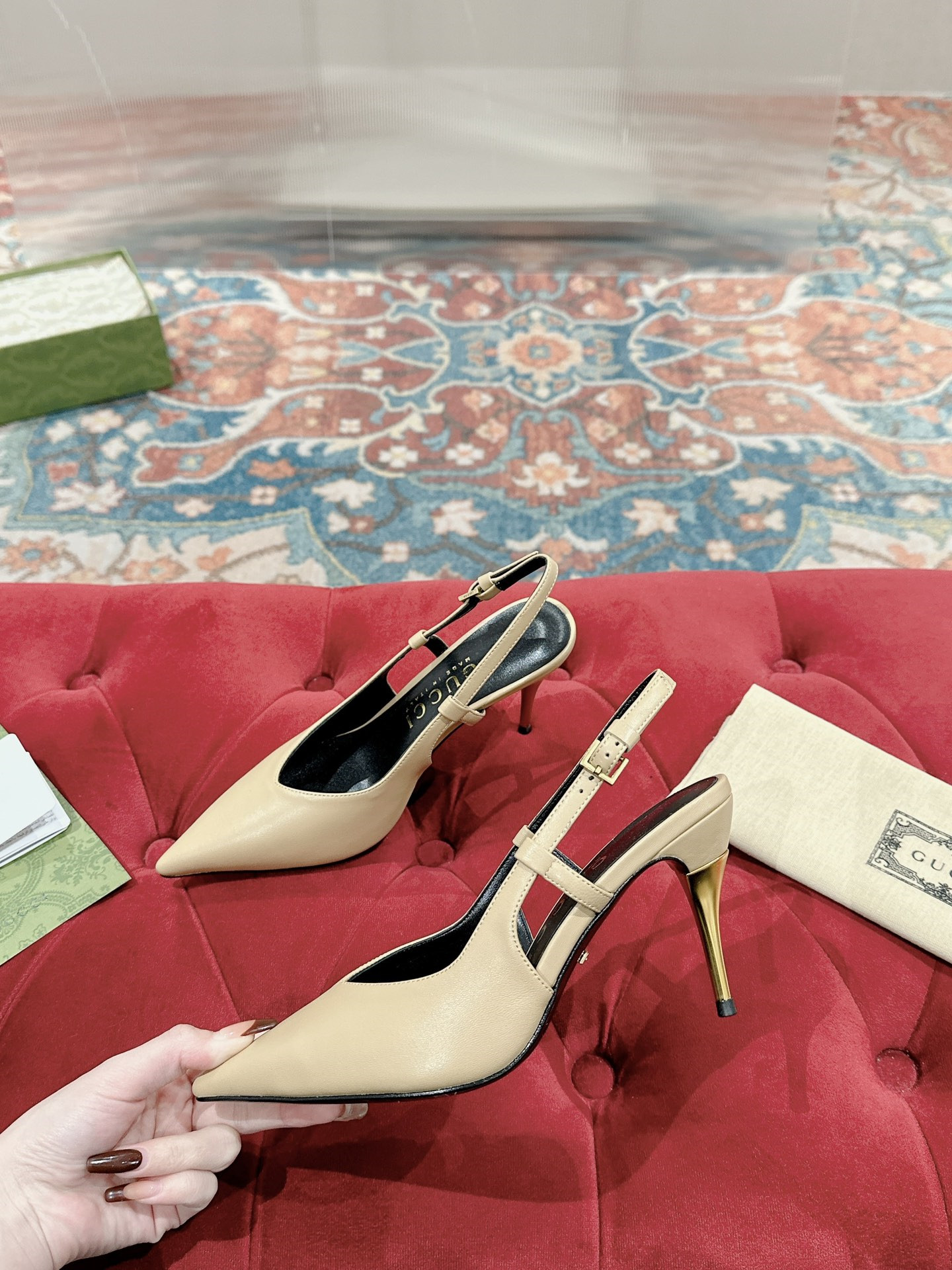 gucci new metal heel pointed toe shoes - Sneaker Replica Workshop