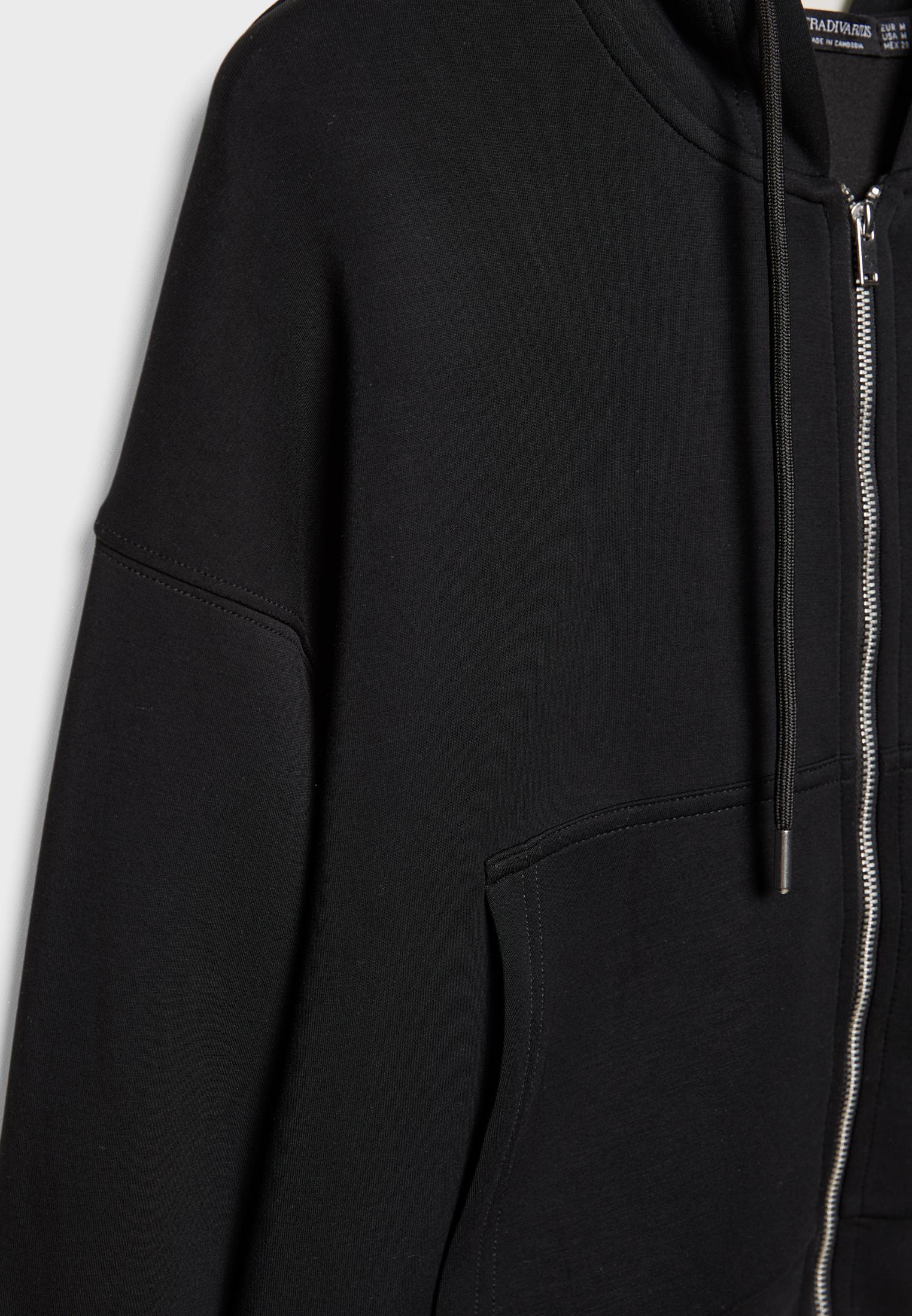 SOFT-FEEL ZIP-UP SWEATSHIRT