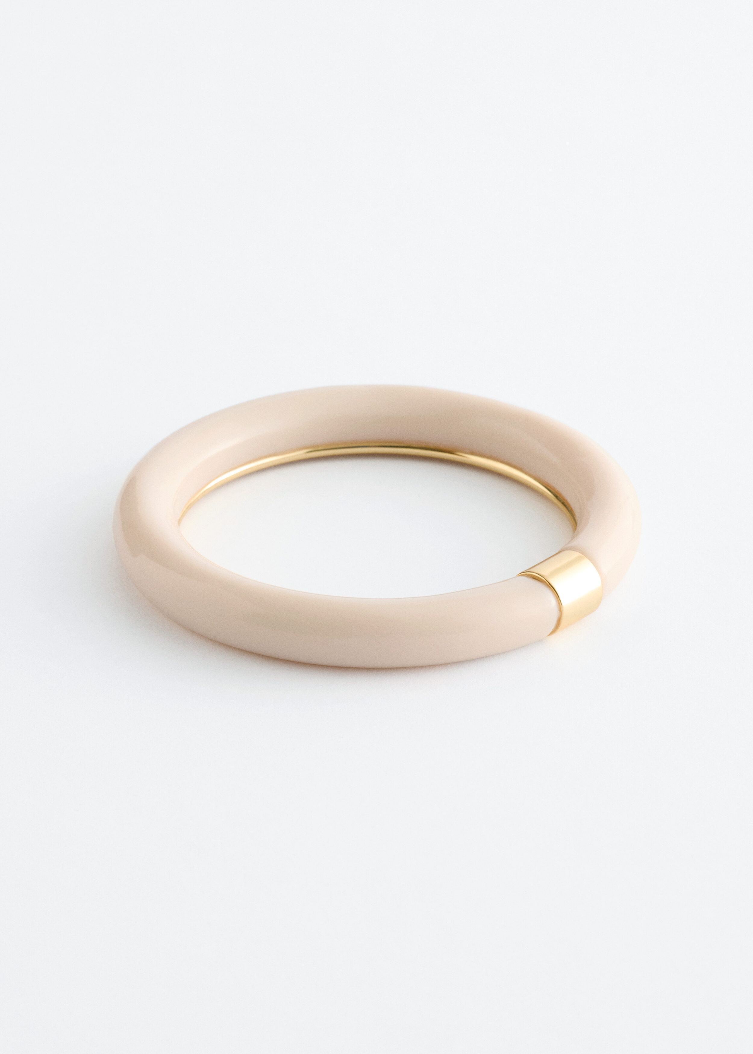 & Other Stories CONTRAST METAL RESIN BANGLE