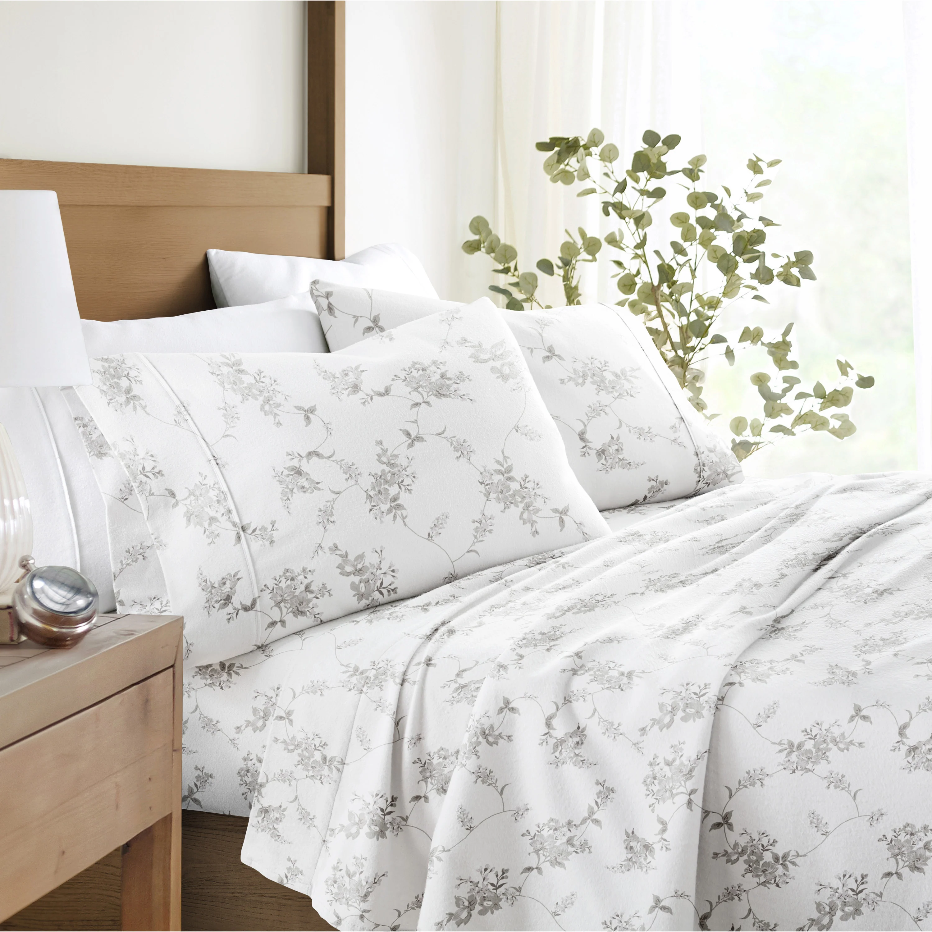Sylvan Rose 4-Piece Flannel Sheet Set